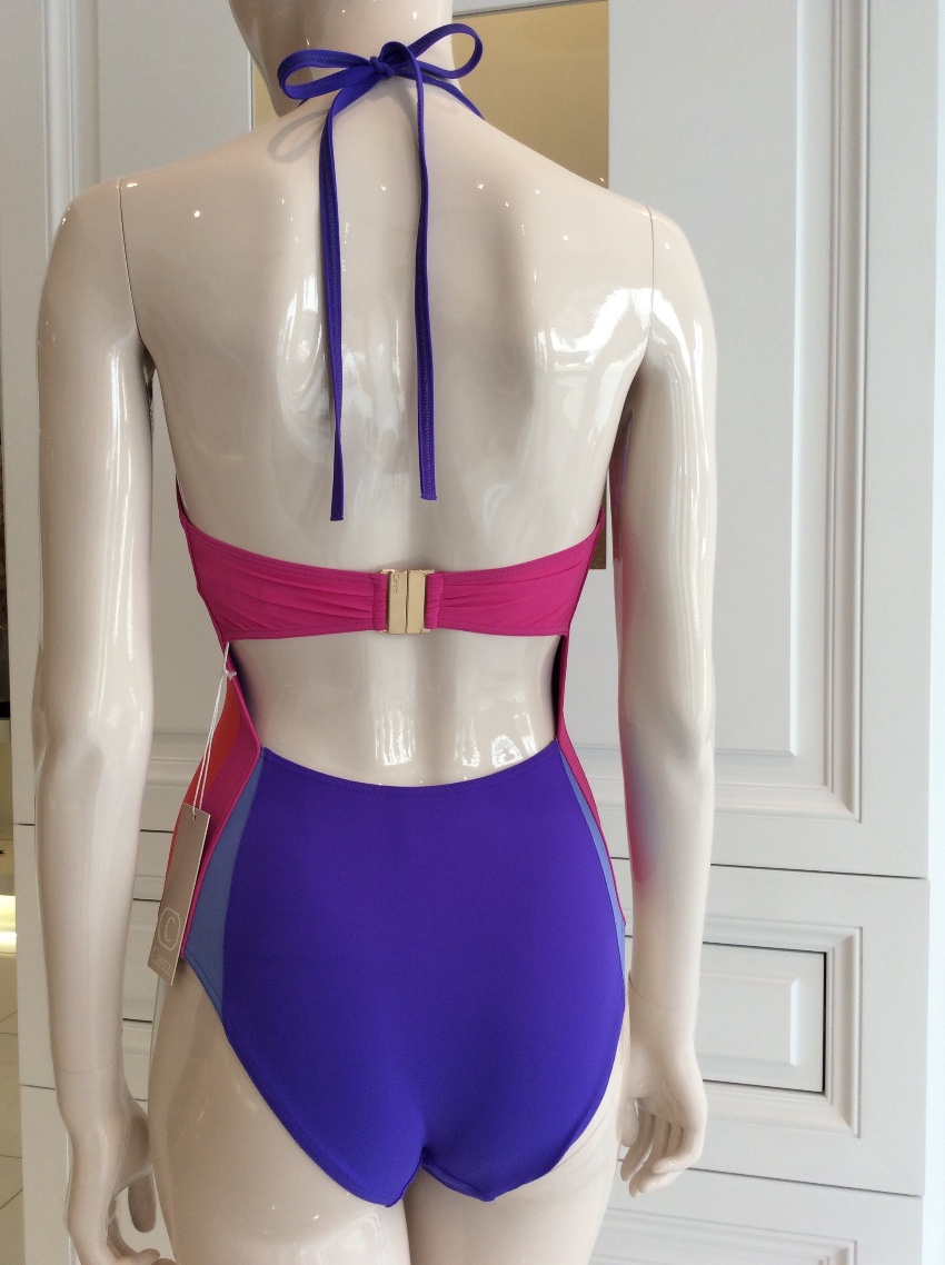 Carizzi Dorothy cup-sized one piece swimsuit Size M Purple lycra