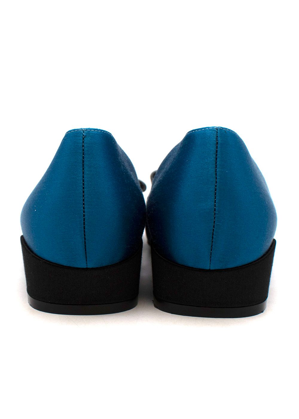 Preowned Fabrizio Viti bicolour satin bow front flat pumps Size 36 Blue