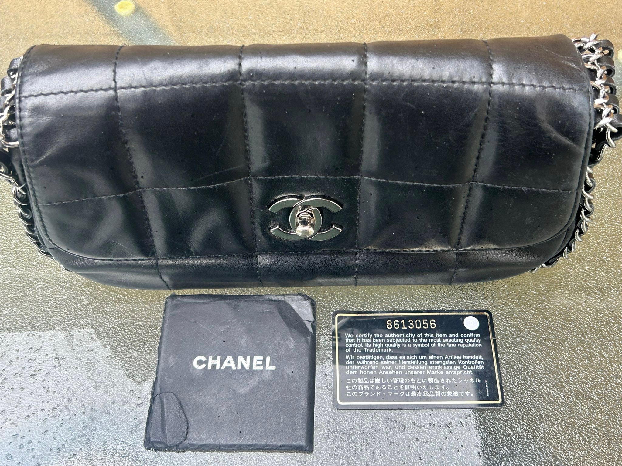 Preowned Chanel Vintage Black Chain Shoulder Bag leather