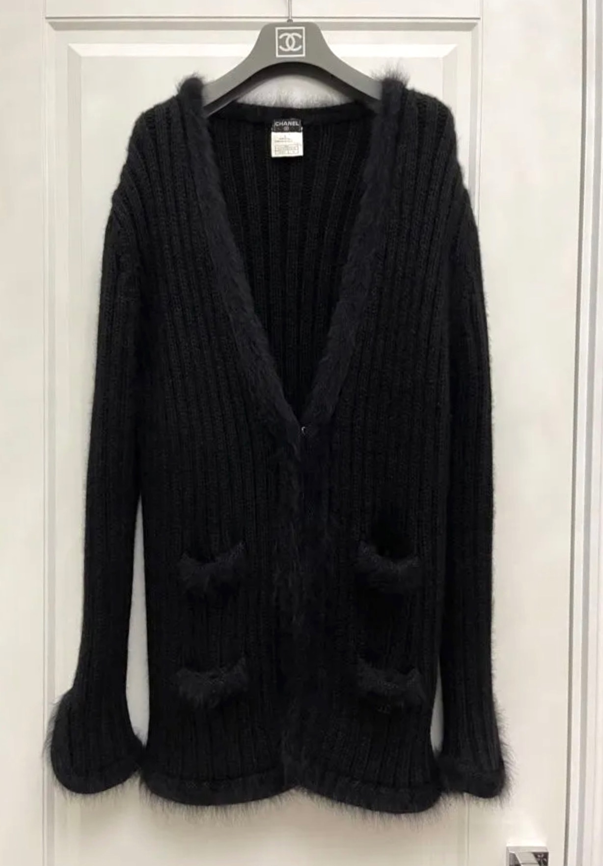 Preowned Chanel Black Angora Rib Knit Cardigan Size M