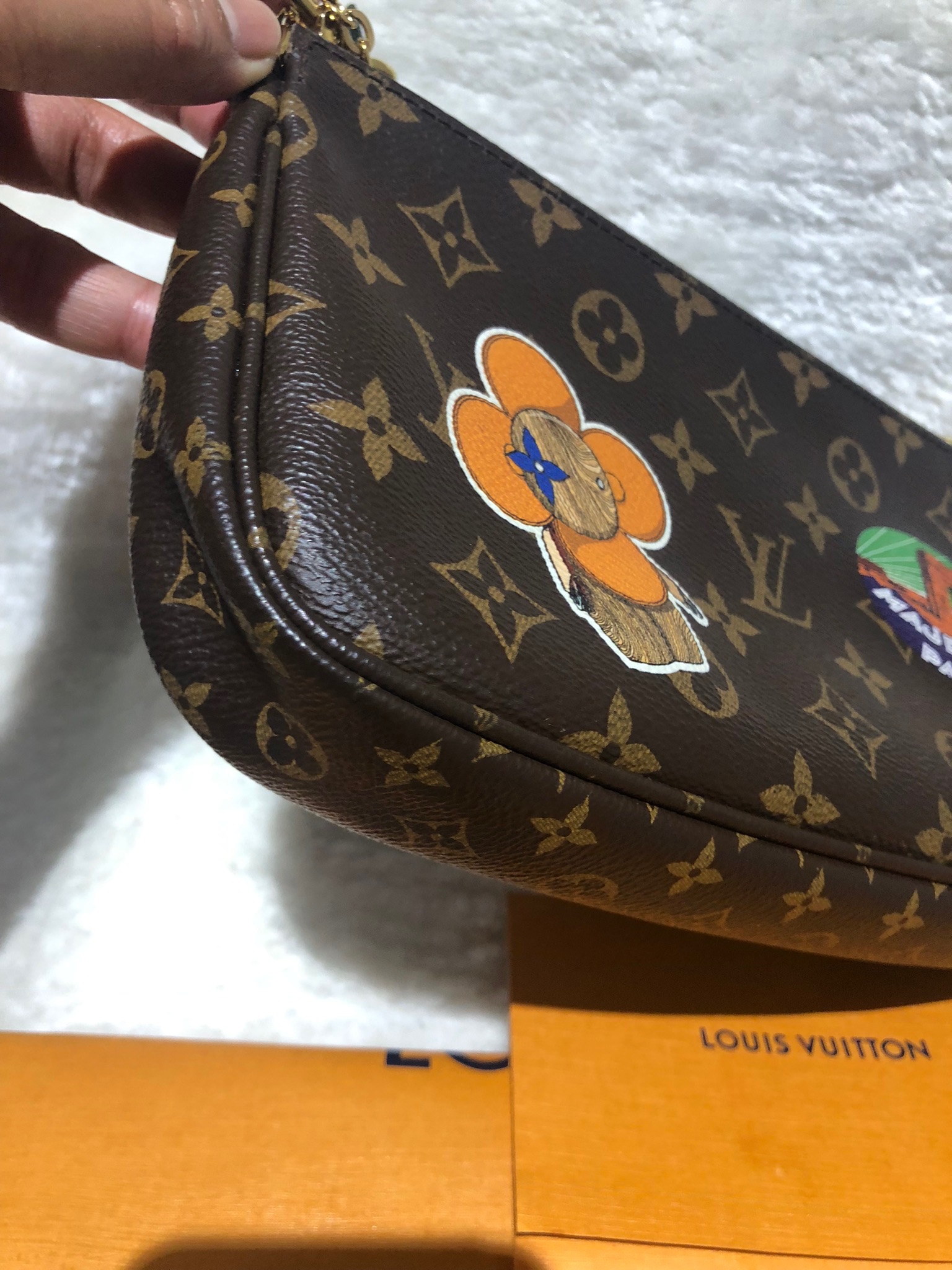 Preowned Louis Vuitton Monogram Pochette Accessoires with Stickers Brown leather