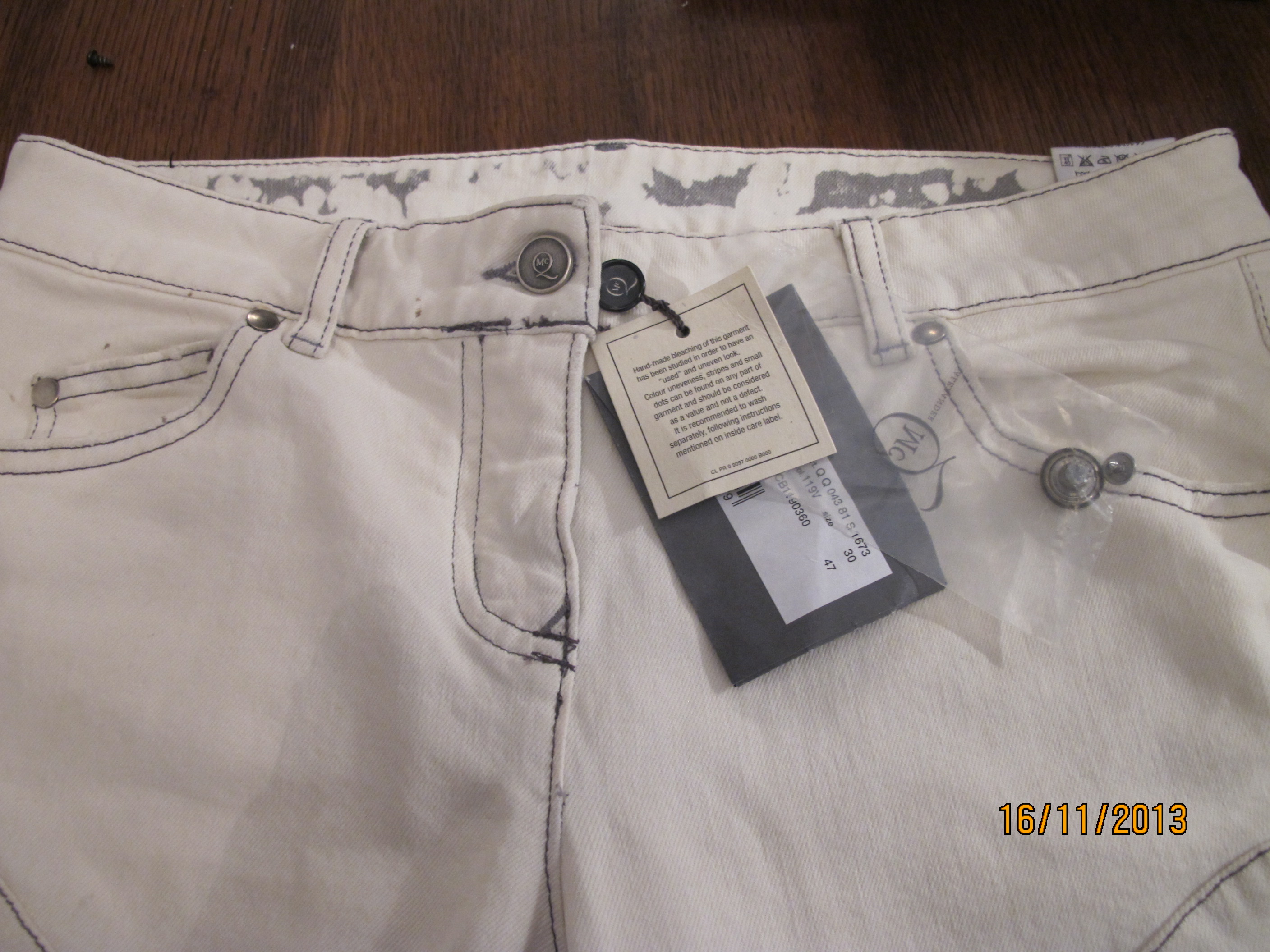 Preowned McQ white distressed jeans Size M cotton