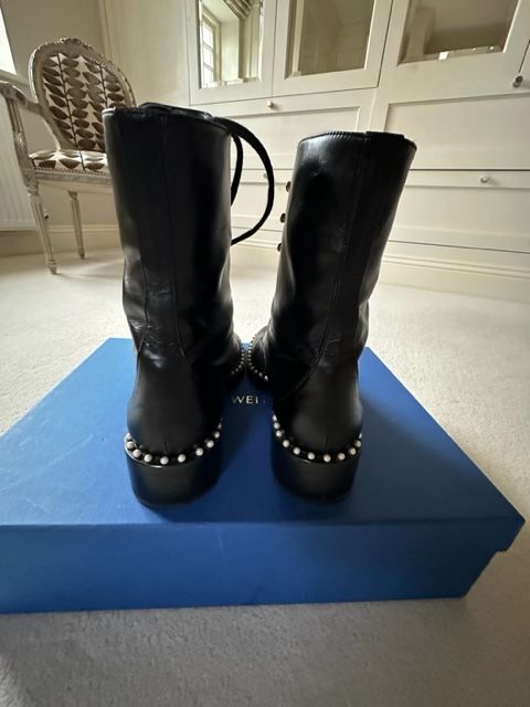 Preowned Stuart Weitzman Black Leather Sondra Ankle boots Size 41