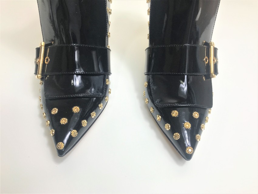 Alexander McQueen Studded Kitten-Heel Pointed Bootie Size 36 Black leather