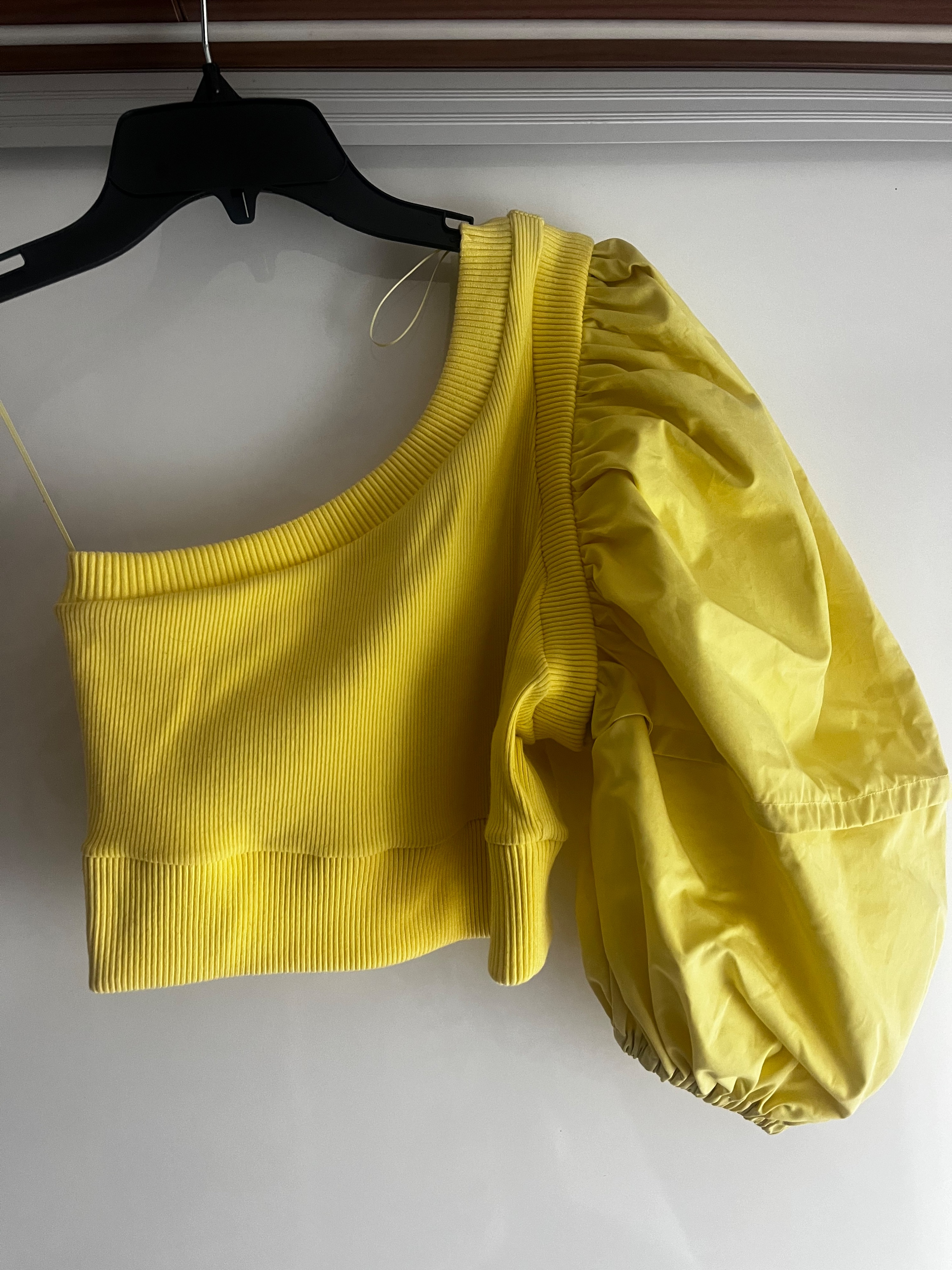 Alexander McQueen Yellow Cropped One Shoulder Top Size S cotton