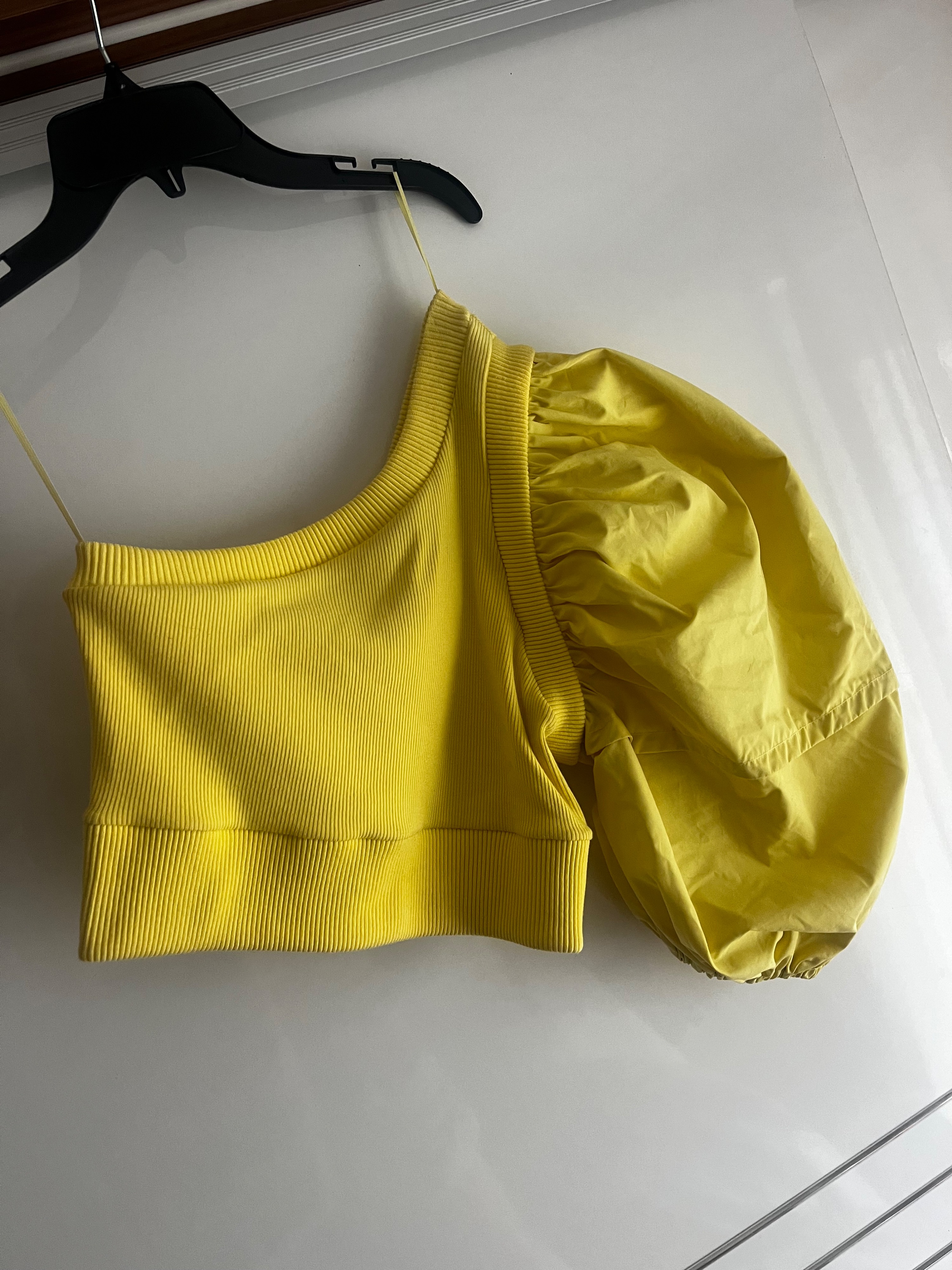 Alexander McQueen Yellow Cropped One Shoulder Top Size S cotton