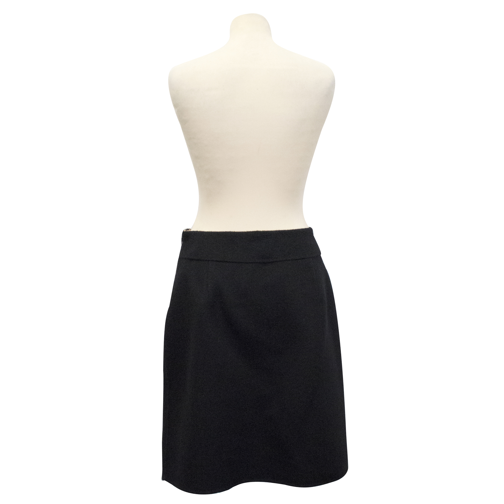 Preowned Episode Black woollen skirt Size S wool