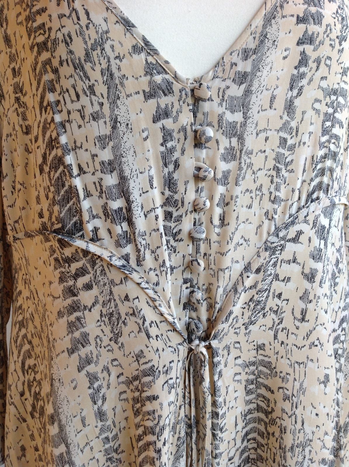 Reiss Feather Printed Dress Size S Cream viscose