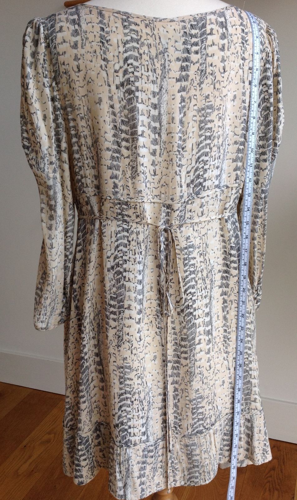 Reiss Feather Printed Dress Size S Cream viscose