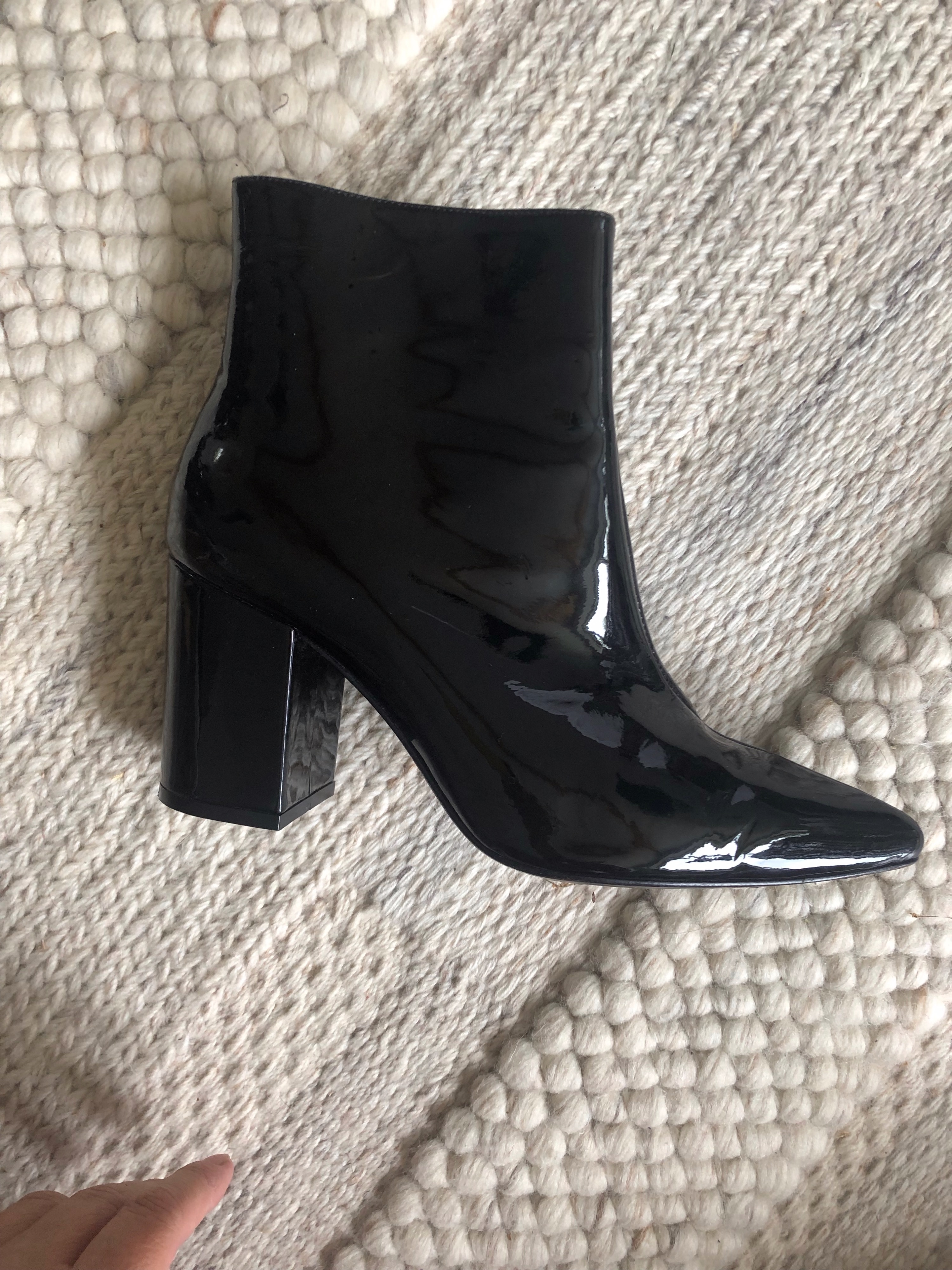 Preowned Anine Bing Black Patent Ankle Boots Size 39 patent leather