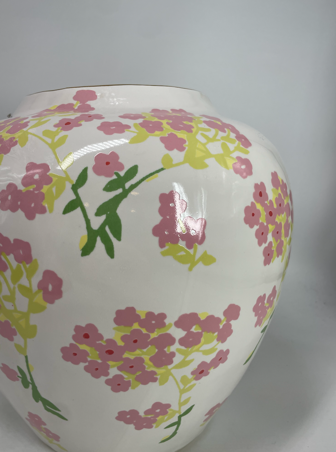 Men's Bernadette Cream Romantic Print Large Vase White and pink floral other