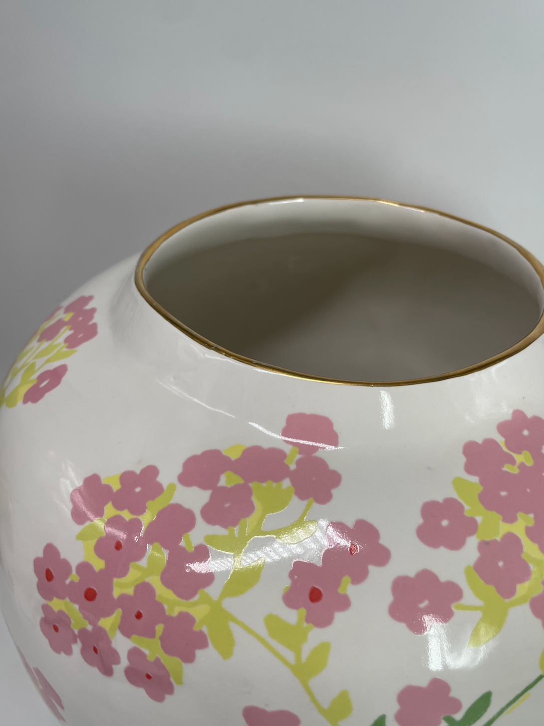 Men's Bernadette Cream Romantic Print Large Vase White and pink floral other