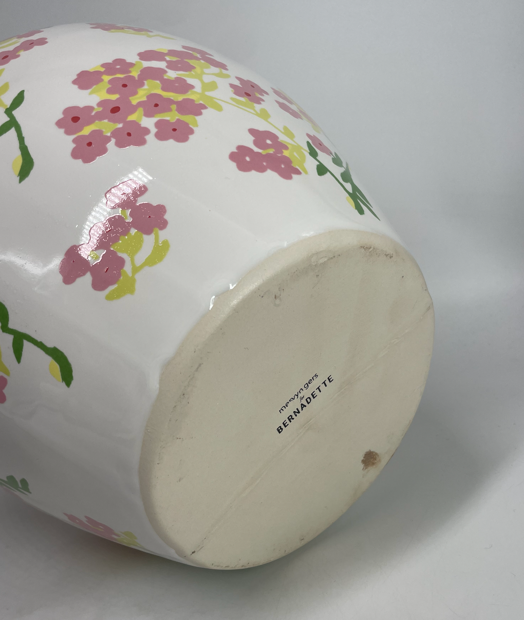 Men's Bernadette Cream Romantic Print Large Vase White and pink floral other