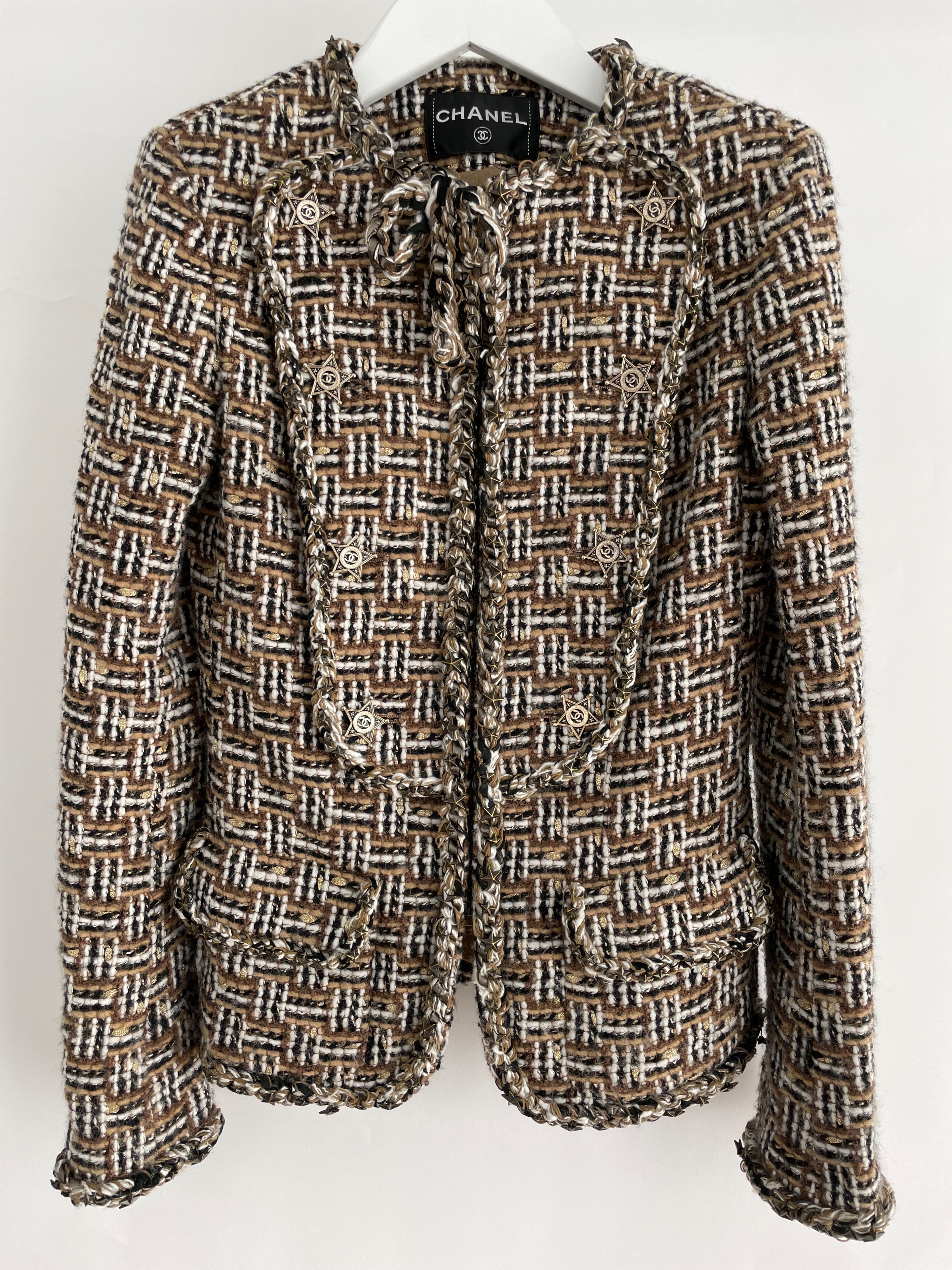 Preowned Chanel Brown Dallas Star Detail Tweed Jacket Size S Beige / Black / Brown / Gold / Cream wool