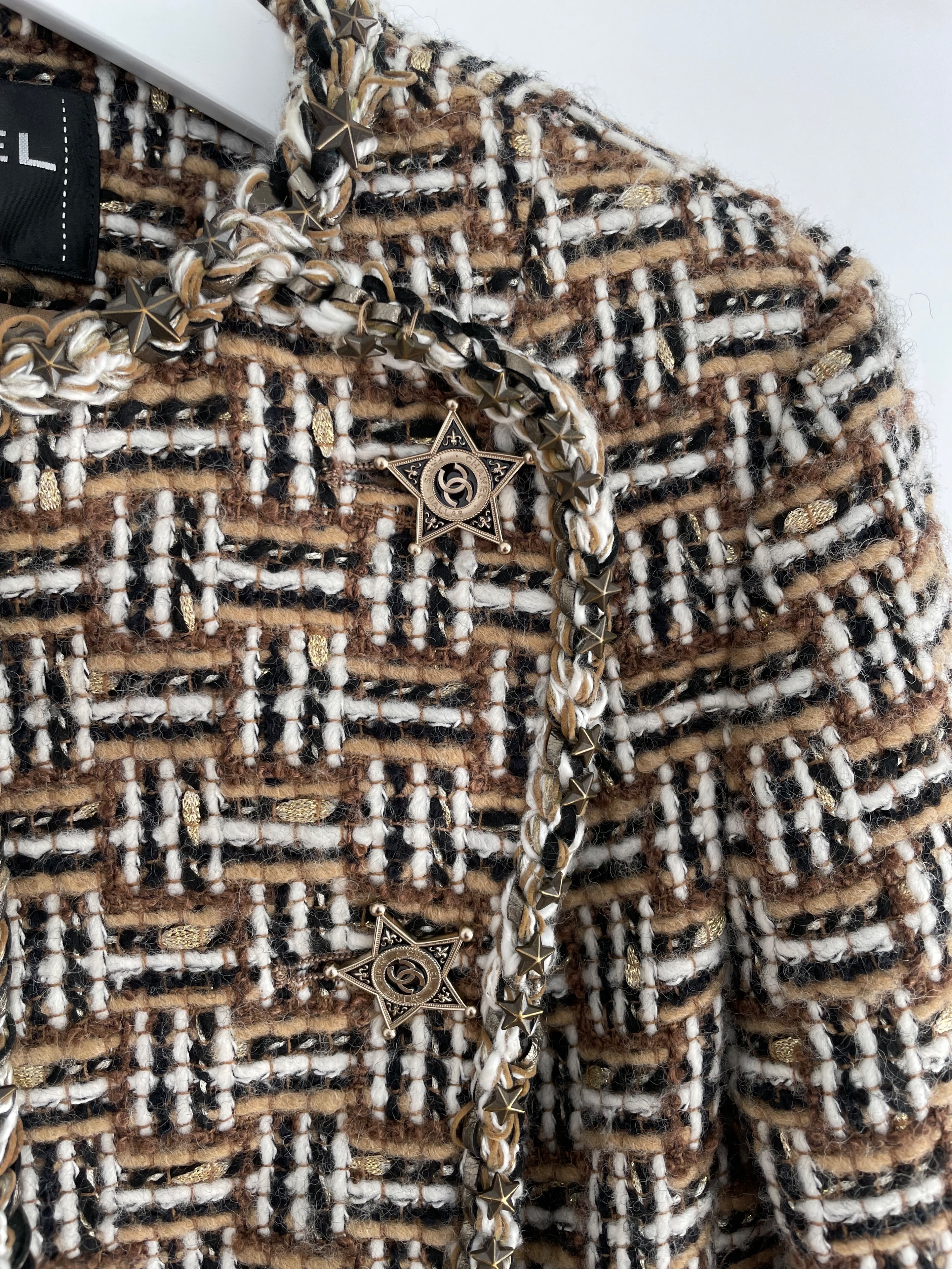 Preowned Chanel Brown Dallas Star Detail Tweed Jacket Size S Beige / Black / Brown / Gold / Cream wool