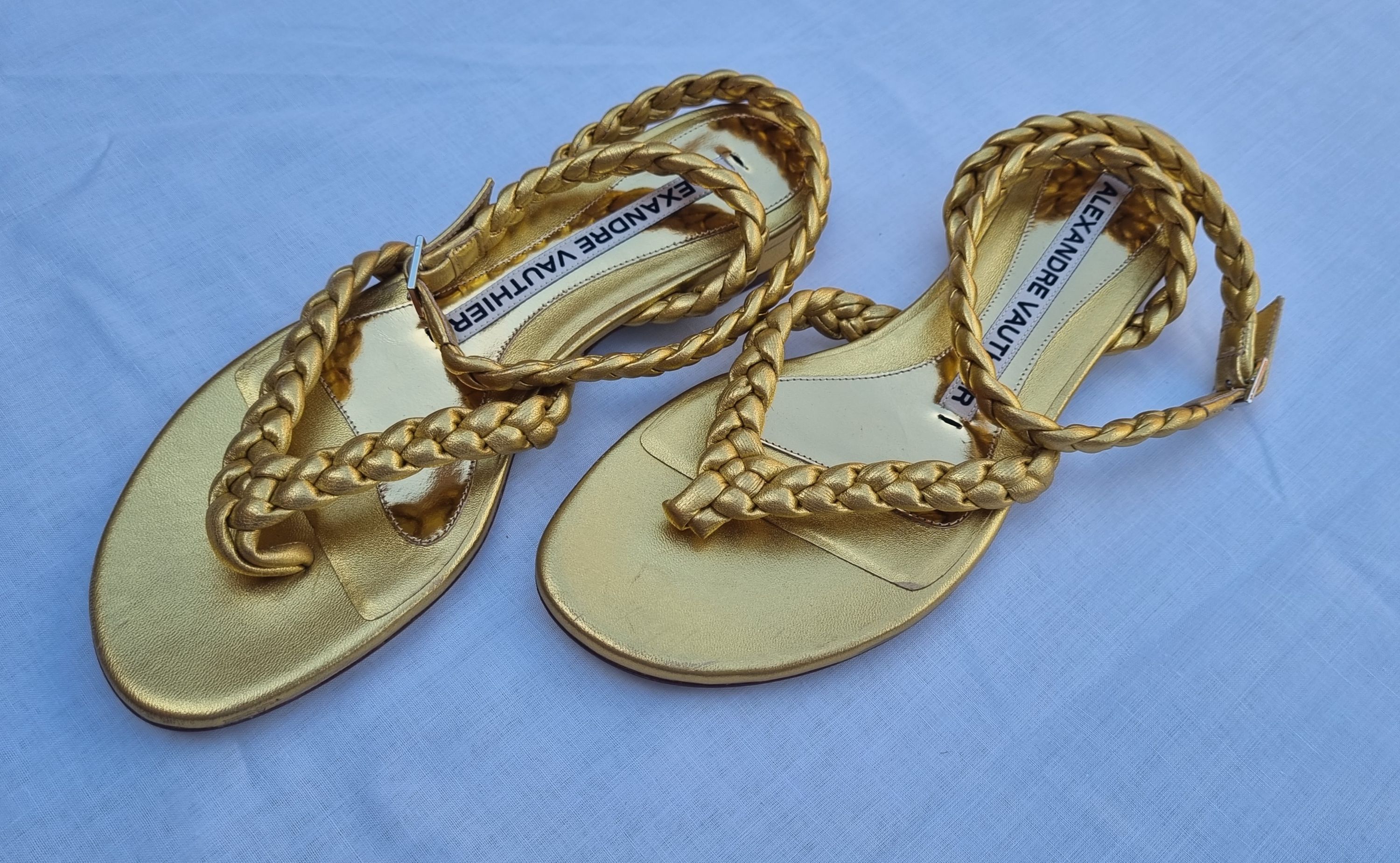 Alexandre Vauthier Gold leather braided thong sandals Size 36