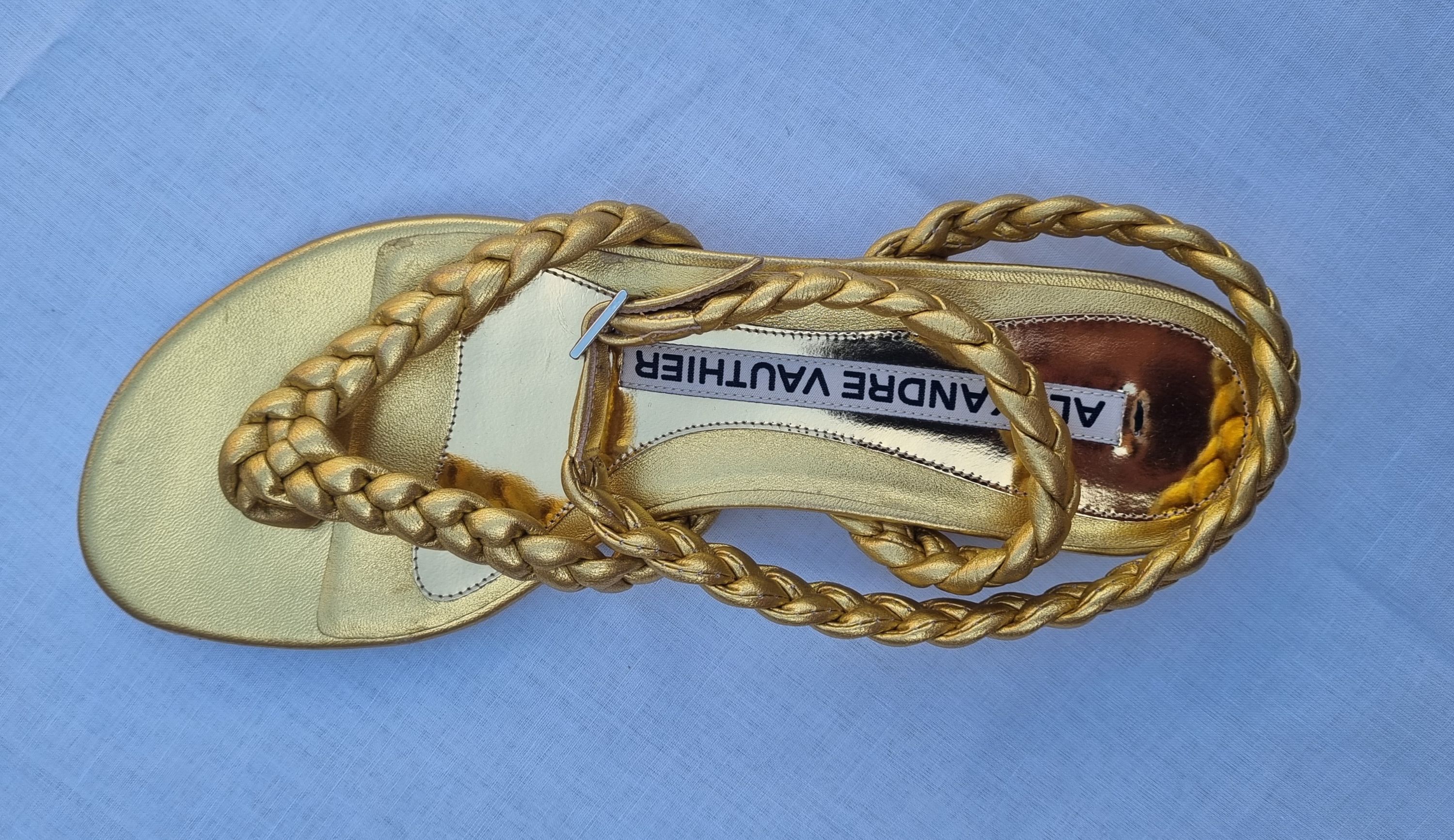 Alexandre Vauthier Gold leather braided thong sandals Size 36