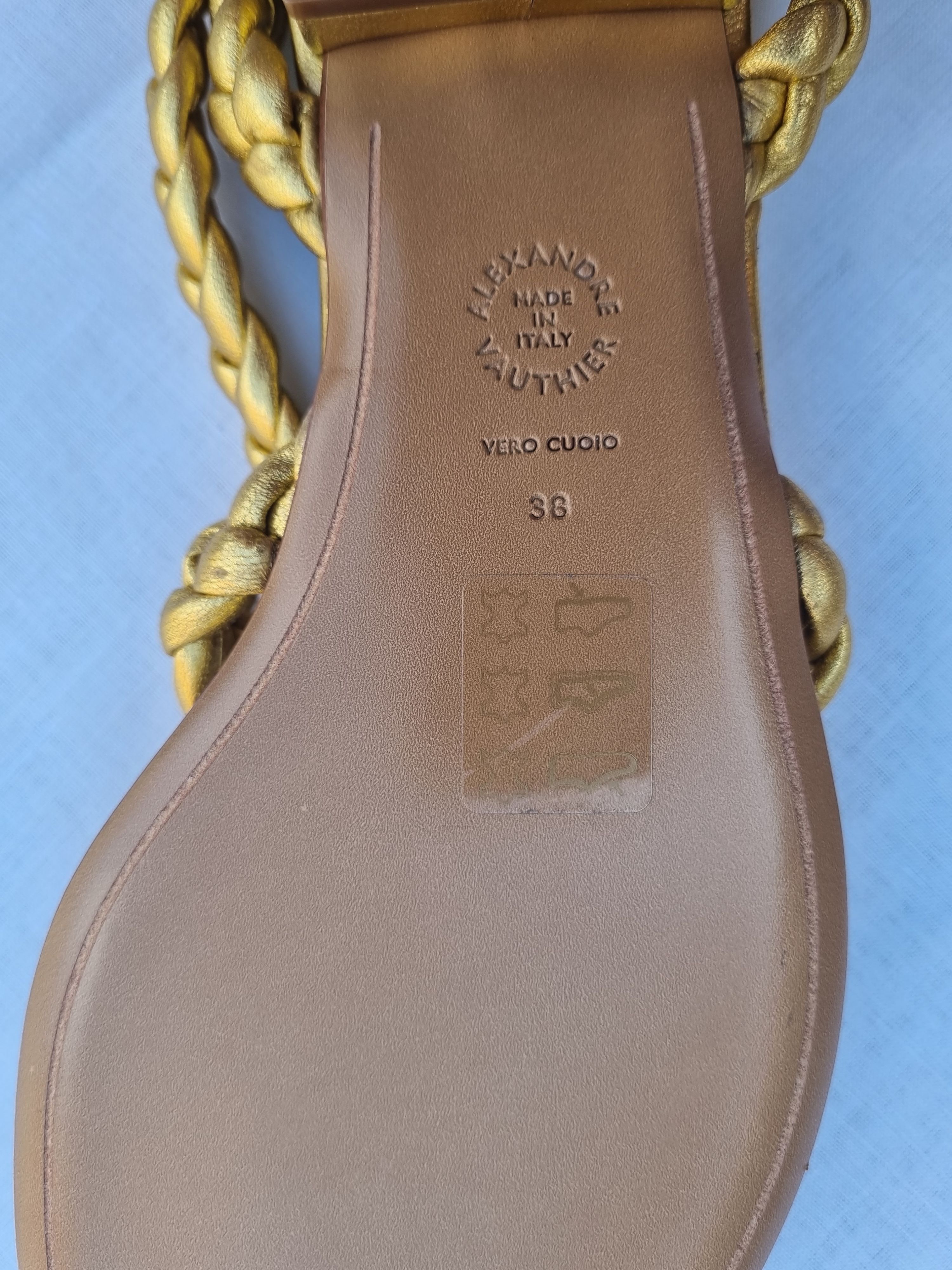 Alexandre Vauthier Gold leather braided thong sandals Size 36