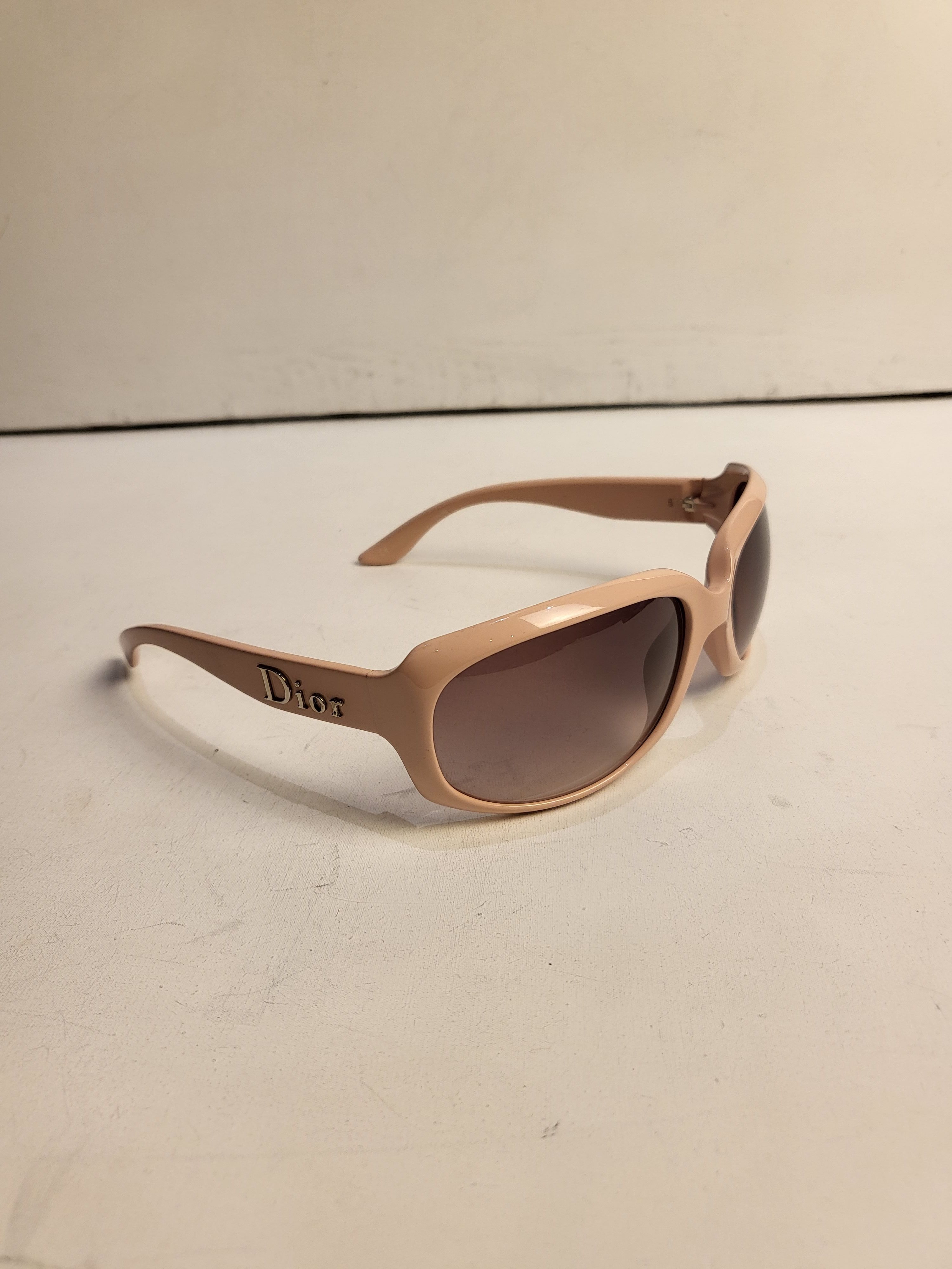 Preowned Nude Dior Glossy 2 Sunglasses Pink acetate