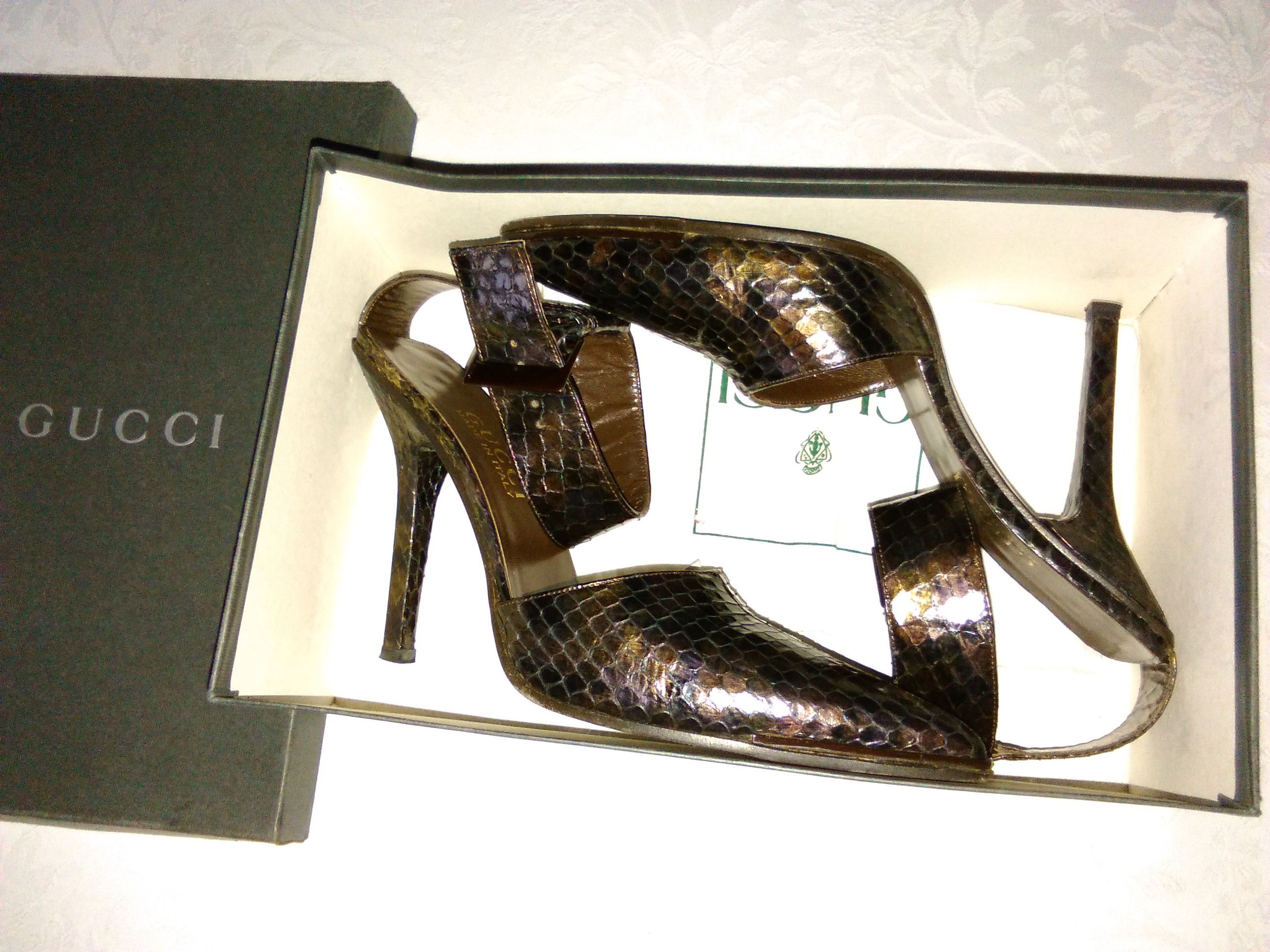 Preowned Gucci Snakeskin Decollete Stiletto Heels Size 375 Tan/Brown eel