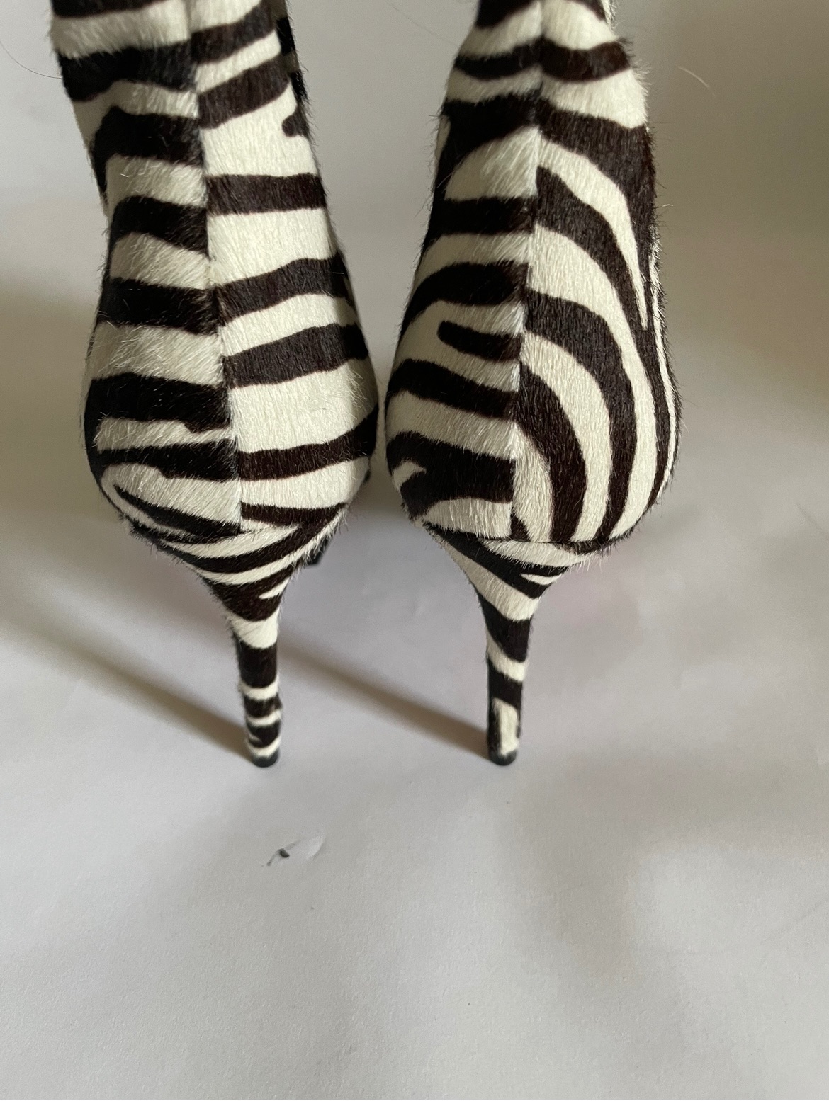 Preowned Aquazzura Aquazurra Zebra Print Pony Hair Alma 85 Boots Size 375 Black and white calf hair