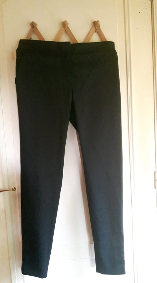 Preowned Stella McCartney Black Wool Skinny Pants Size M