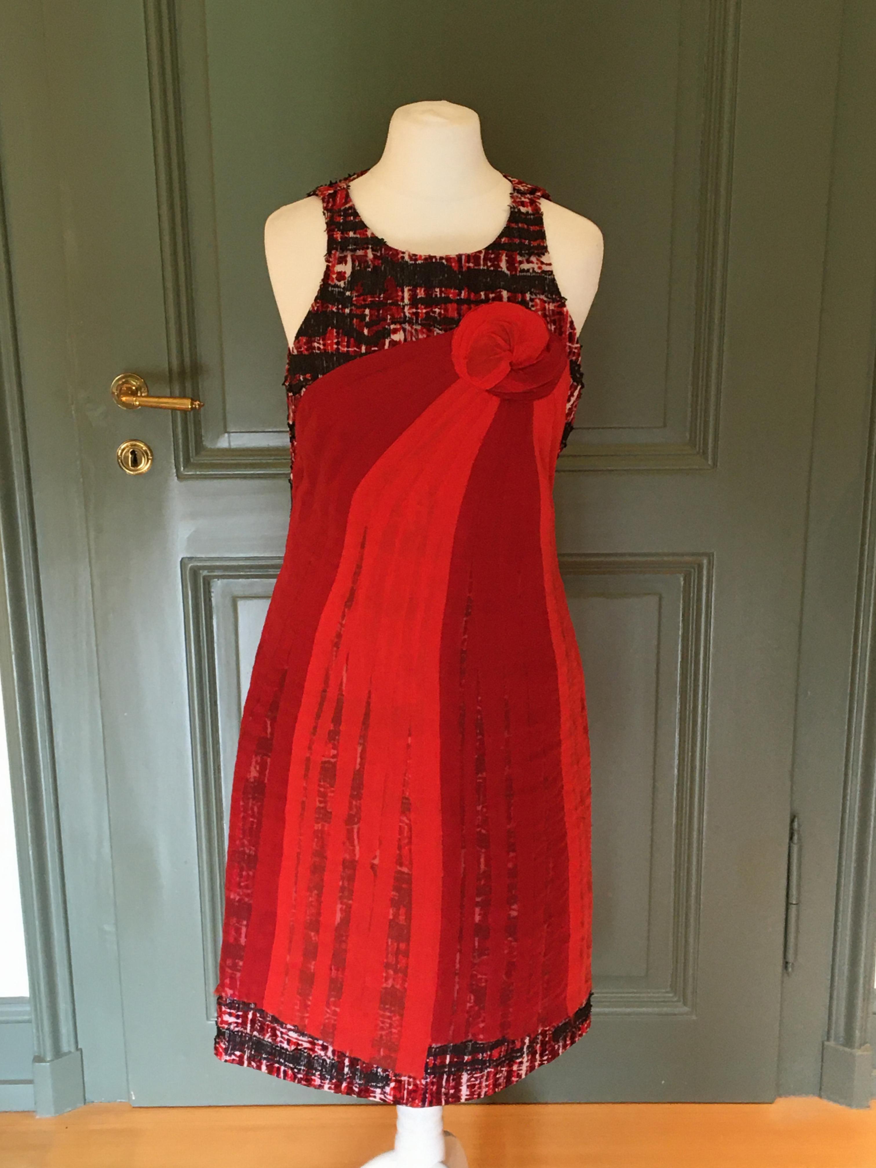 Bottega Veneta rare red and black tweed effect silk flower dress Size XS