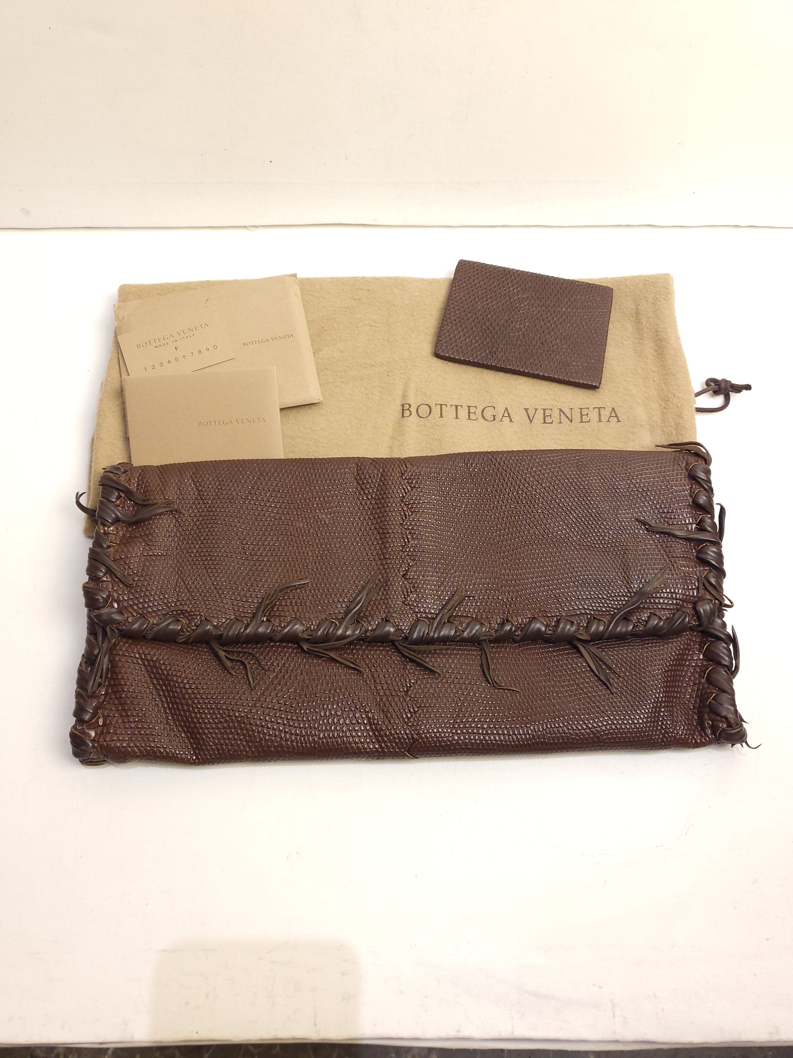 Preowned Bottega Veneta Brown Leather Flap Clutch