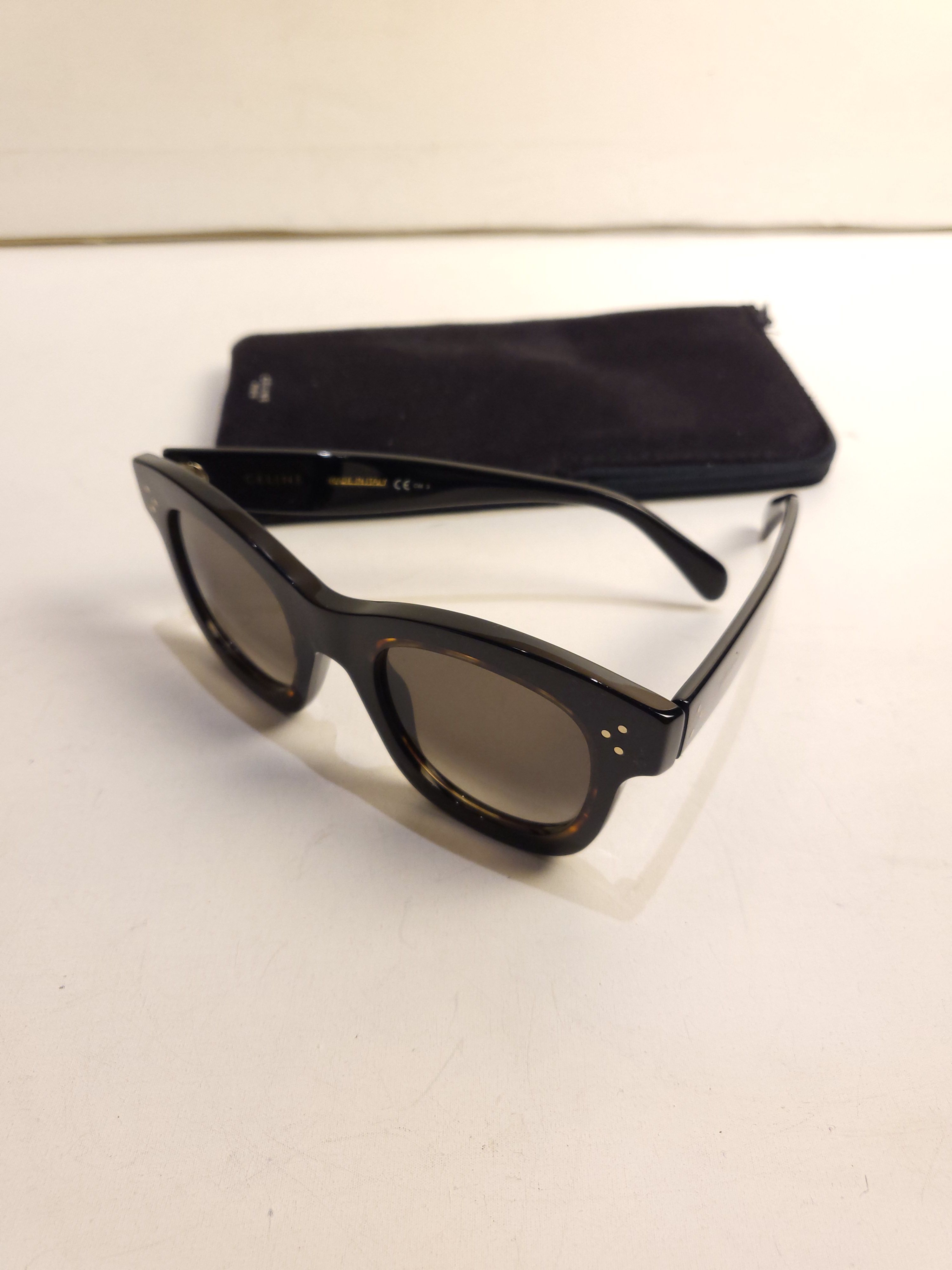 Preowned Celine Havana CL 41397/S Sunglasses Black / brown acetate