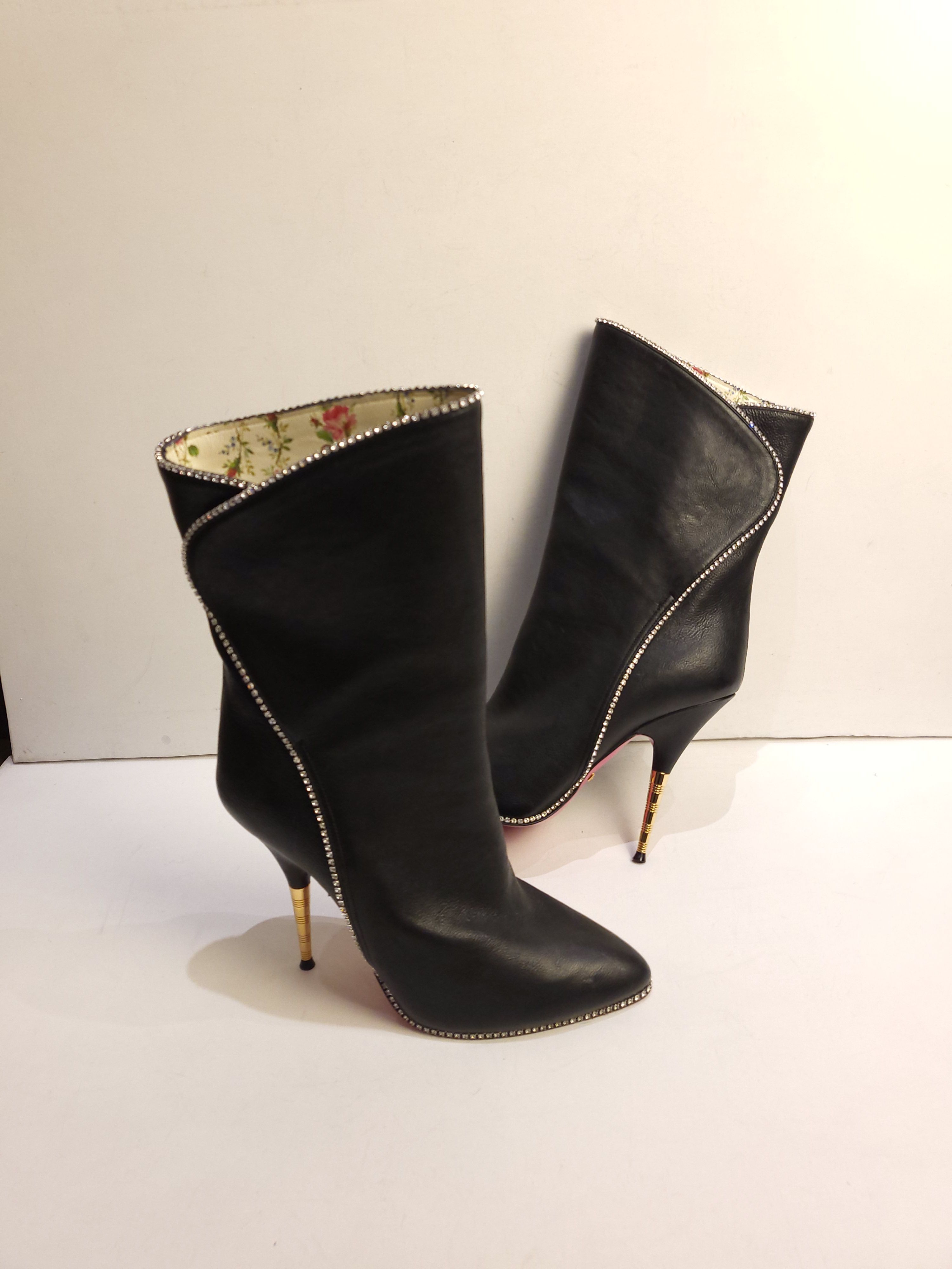 Preowned Gucci black leather crystal trimmed Fosca boots Size 37