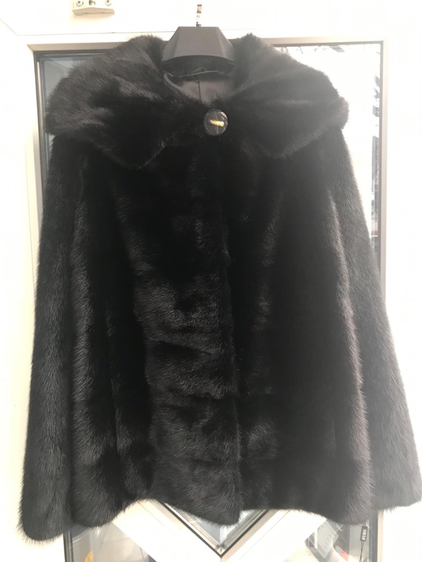 Black mink kopenhagen fur Size S