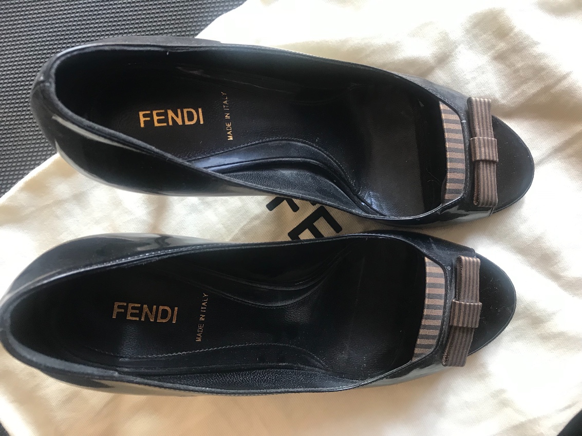 Preowned Fendi Striped-Bow Patent Leather Peep-Toe Pumps Size 38 Black