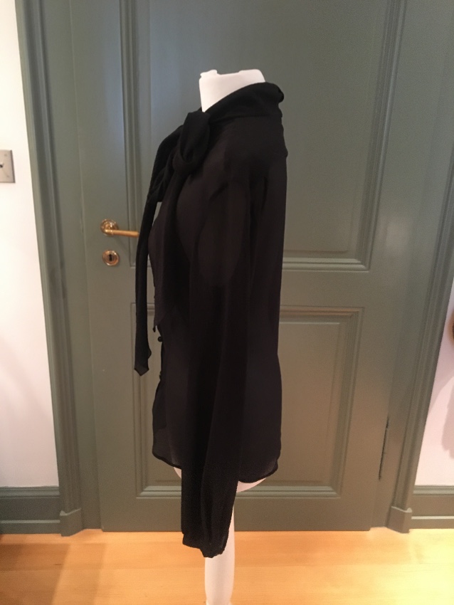 Preowned Hermes Silk Crepe Pussy Bow Blouse Size S Black