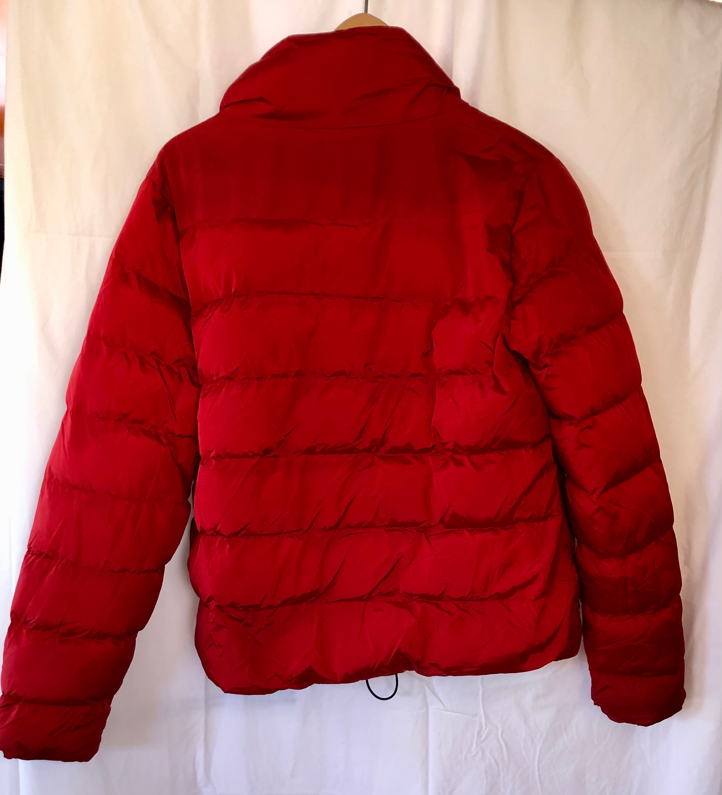 Preowned Moschino Love Red Down Puffer Jacket Size 40 polyamide