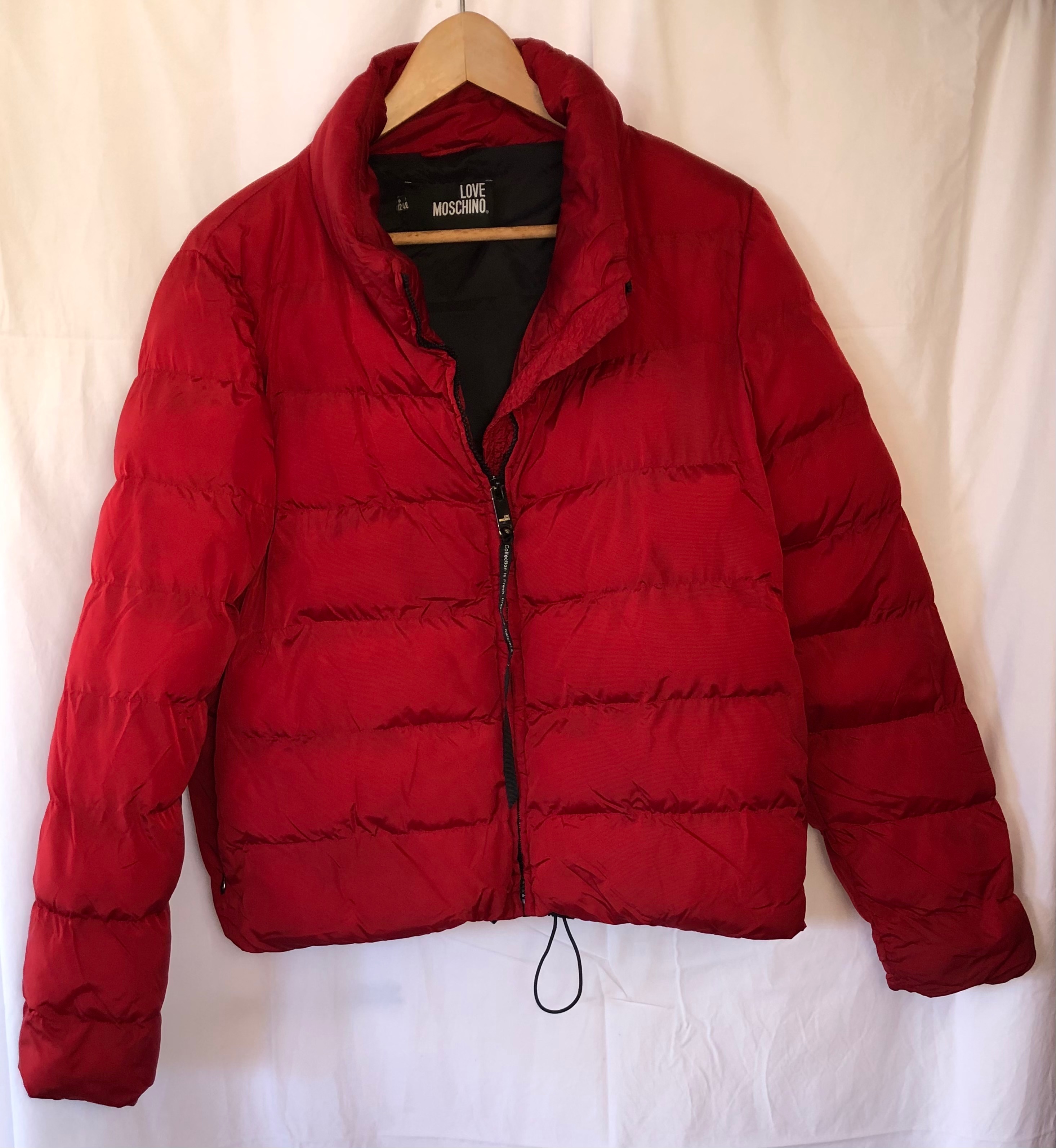 Preowned Moschino Love Red Down Puffer Jacket Size 40 polyamide