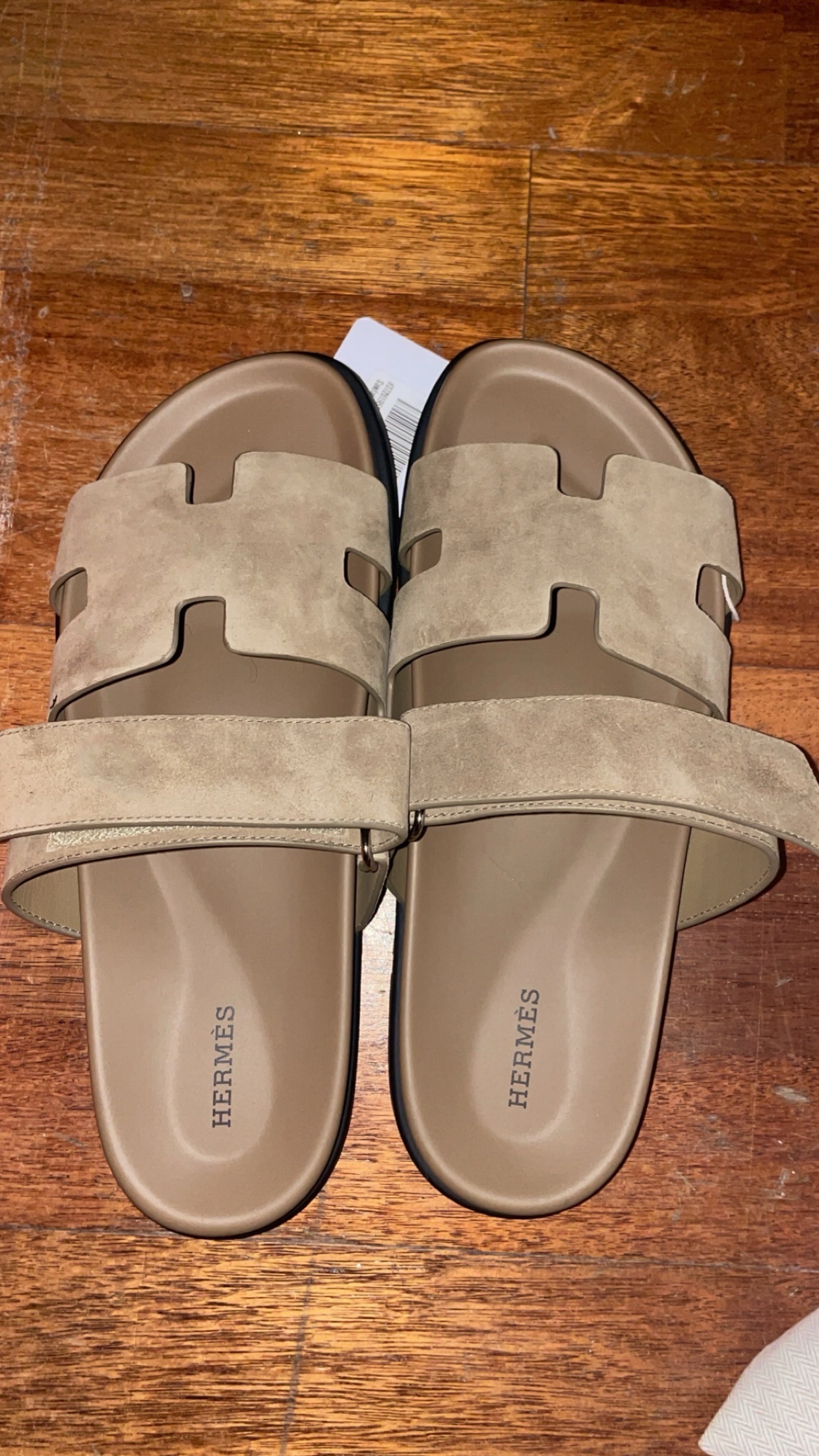 Men's Hermes Beige Suede Chypre Sandals Size 425 Beige camel brown suede rubber bottoms