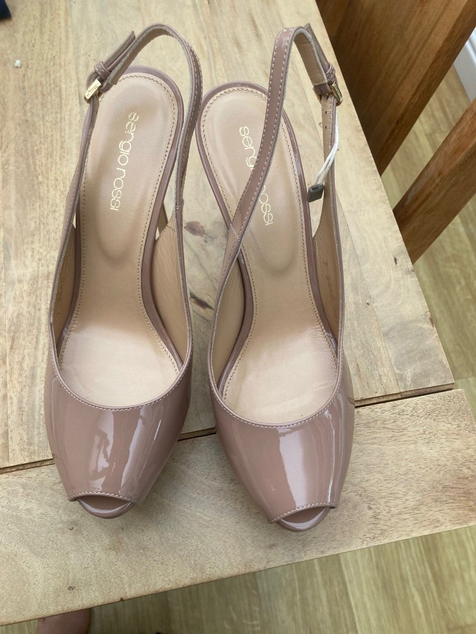 Sergio Rossi Antique Rose patent leather Alton slingback heeled sandals Size 385 Nude