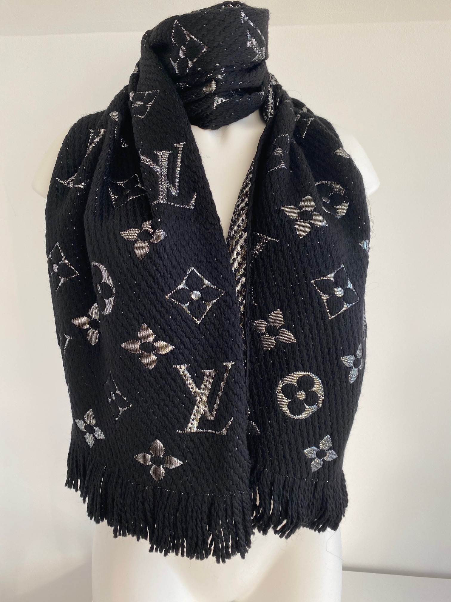 Louis Vuitton Black Monogram Wool Scarf Black/Silver wool/silk/metalized fiber