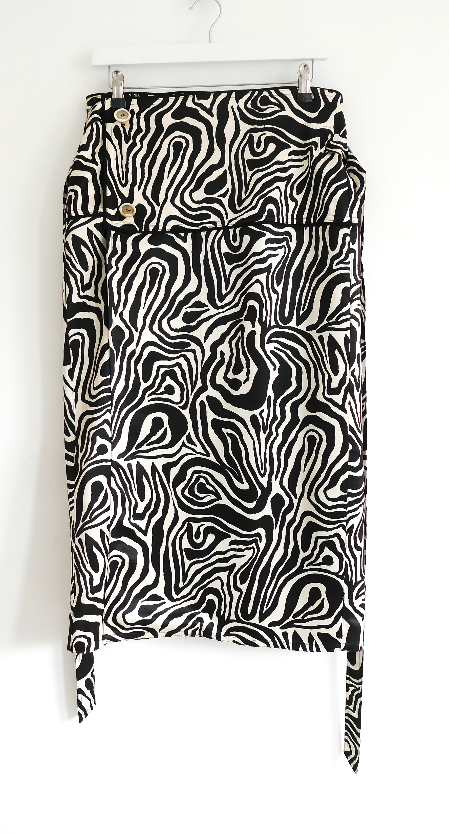 Preowned Marni Zebra-print Crepe Wrap Midi Skirt Size L Black viscose