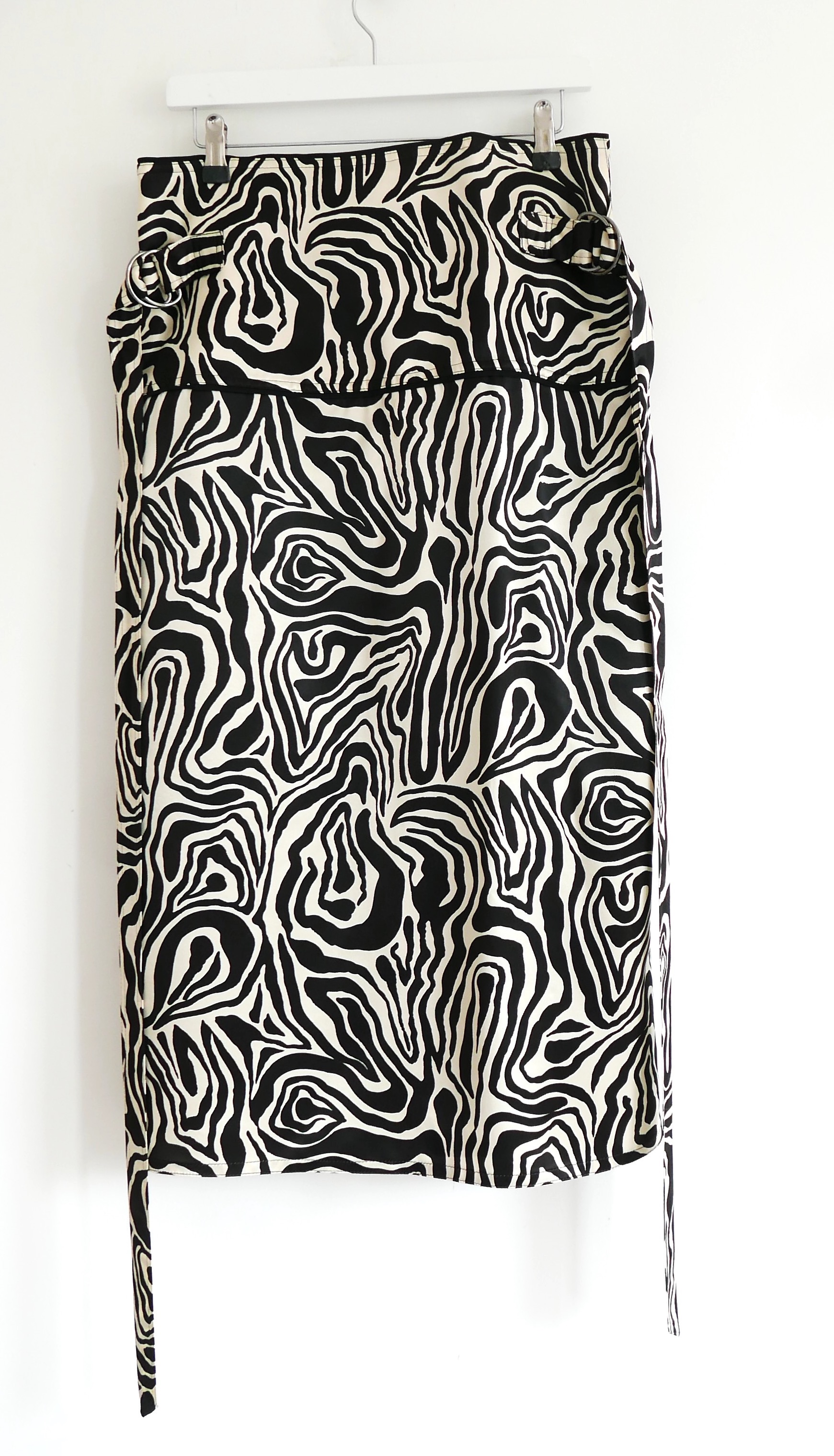 Preowned Marni Zebra-print Crepe Wrap Midi Skirt Size L Black viscose