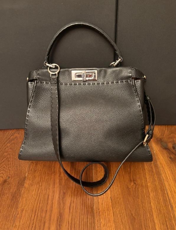 Preowned Fendi Black Peekaboo Top Handle Bag leather