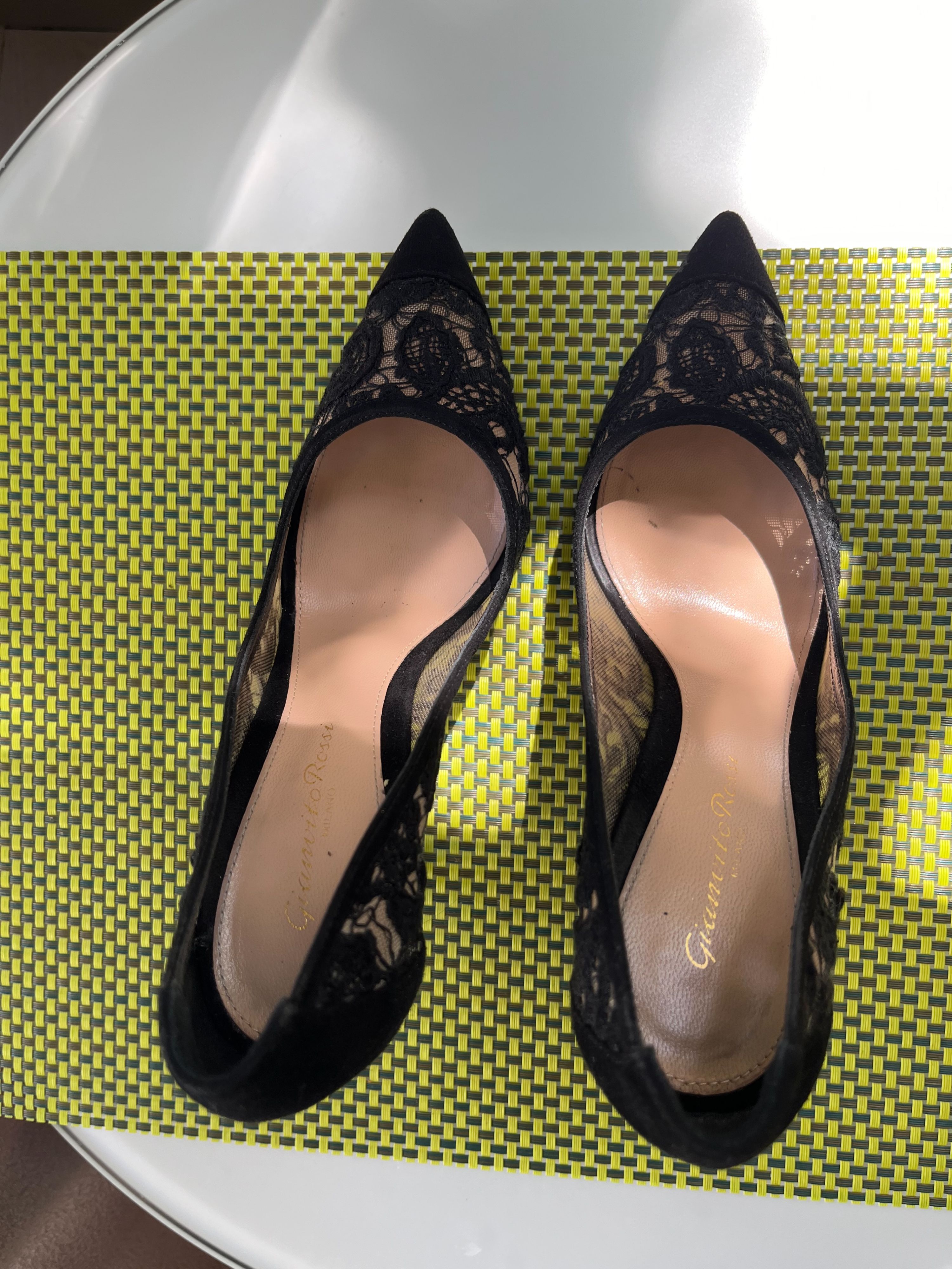 Gianvito Rossi Black Lace Pumps Size 37 suede/lace/leather