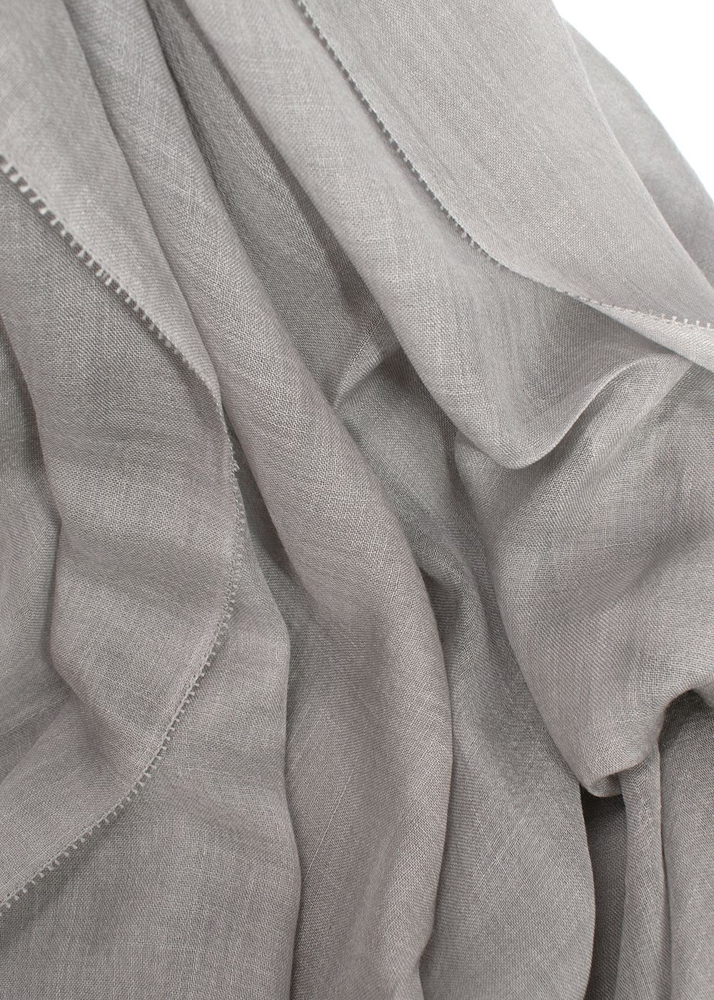 Preowned Bespoke Light Grey Silk Blend Scarf