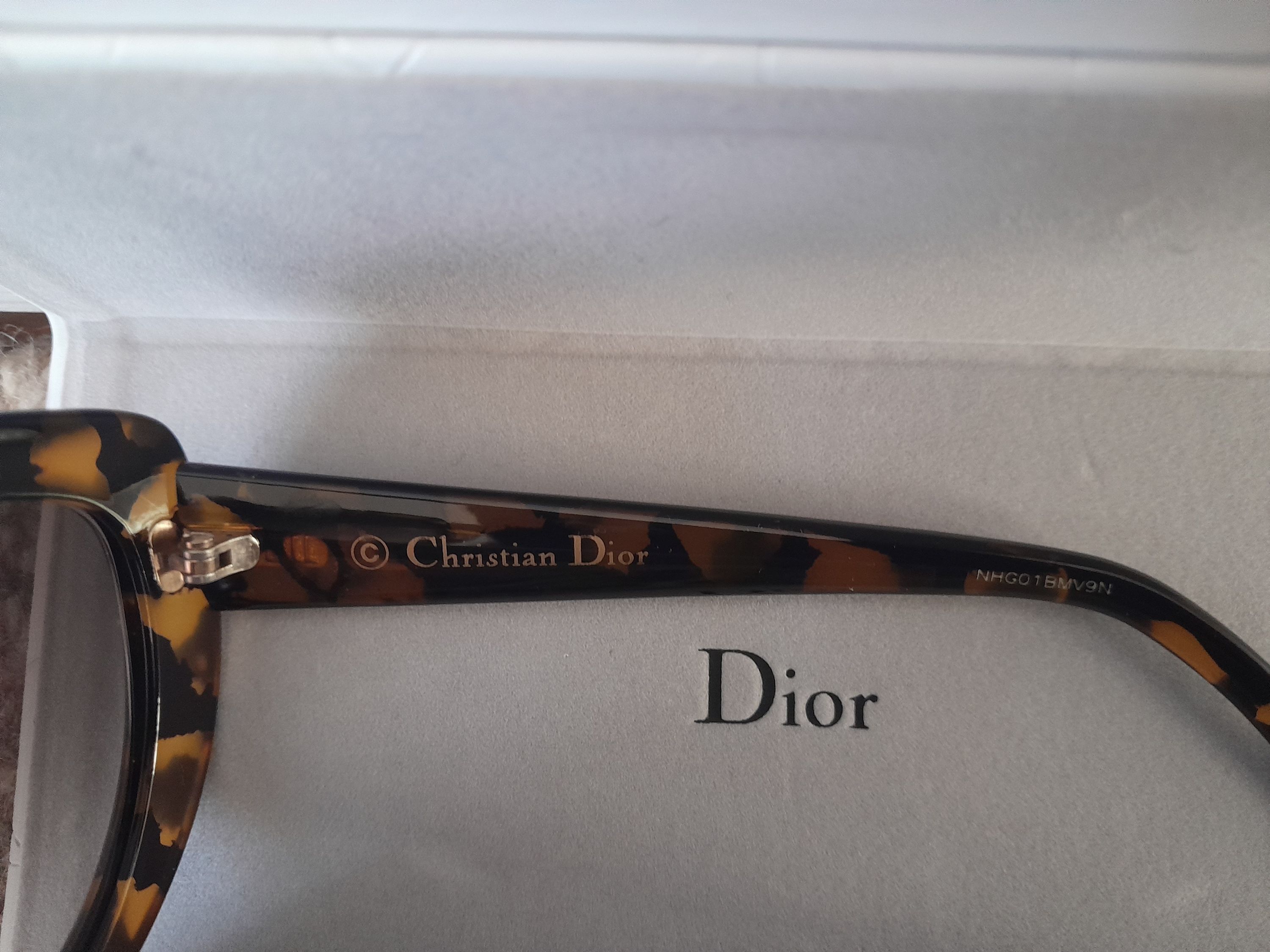 Dior Tortoise Shell LadyCat Cat Eye Sunglasses Brown Black acetate