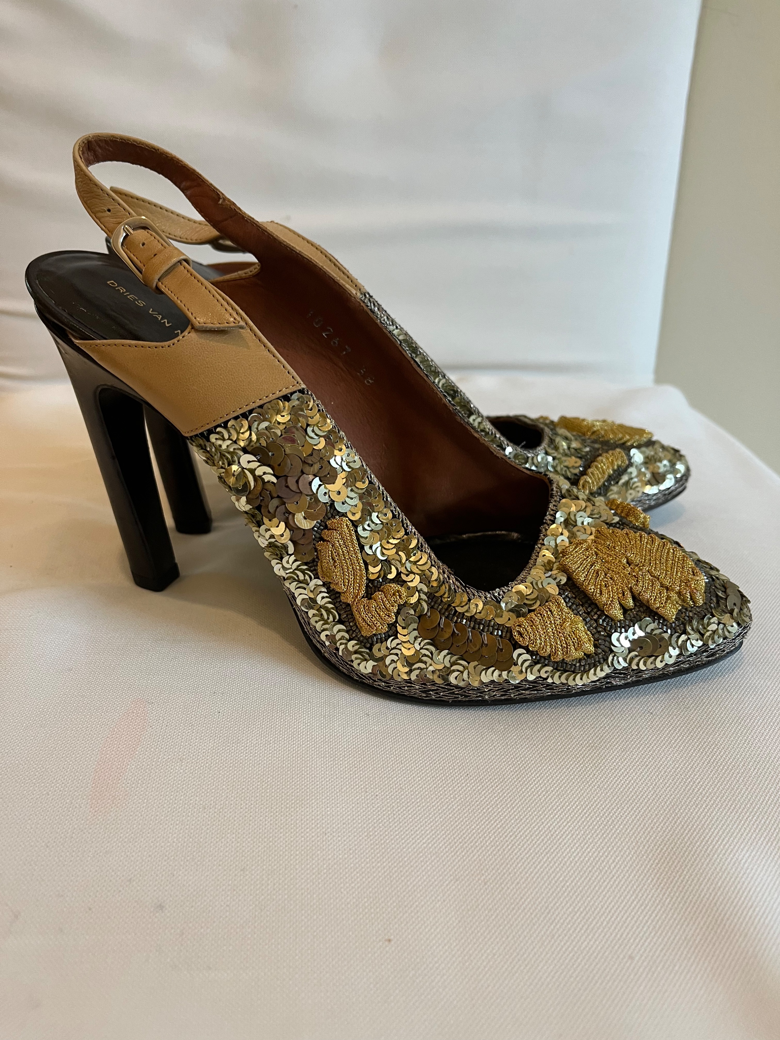 Dries Van Noten Gold-tone sequin embellished slingback heeled pumps Size 38 Gold leather