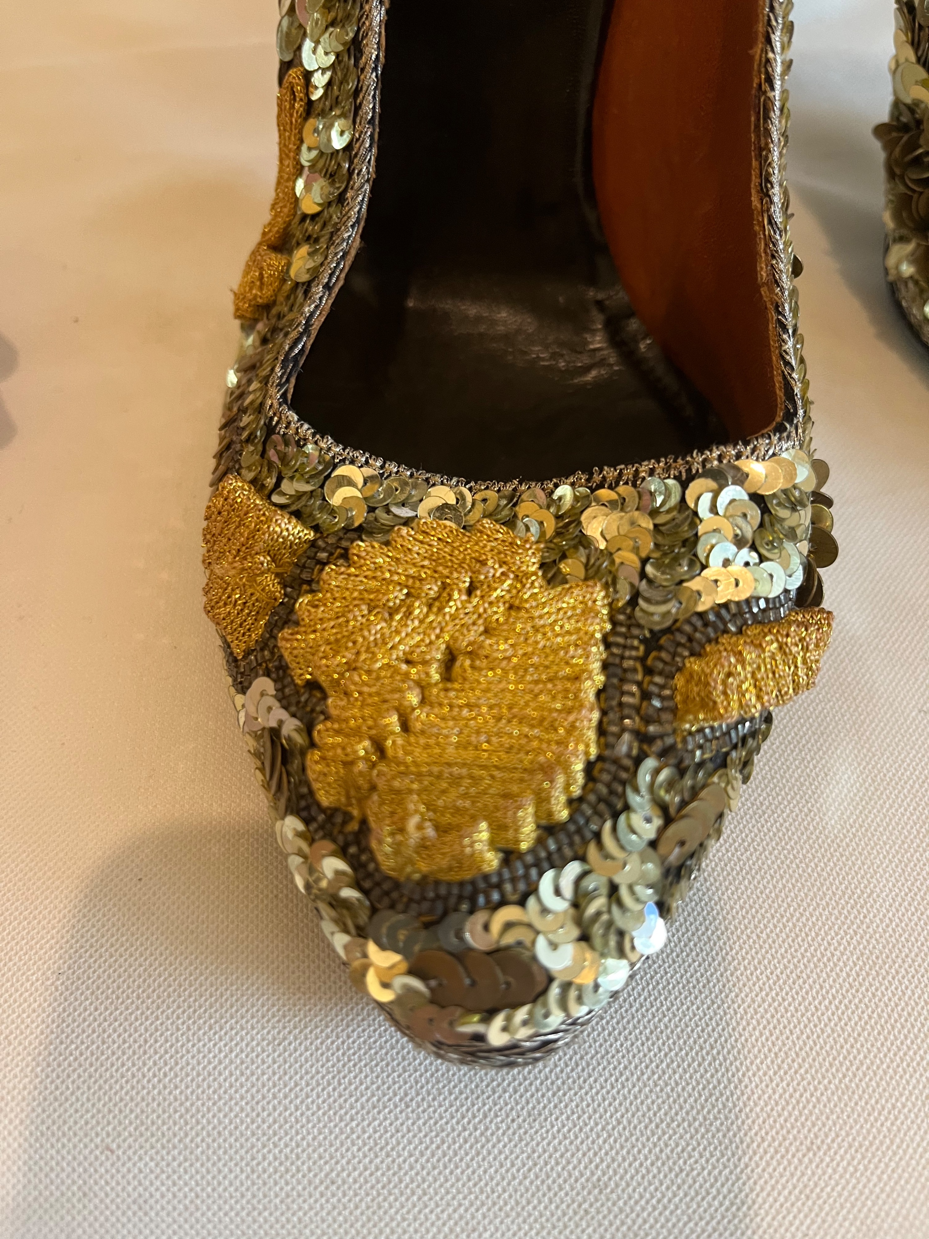 Dries Van Noten Gold-tone sequin embellished slingback heeled pumps Size 38 Gold leather