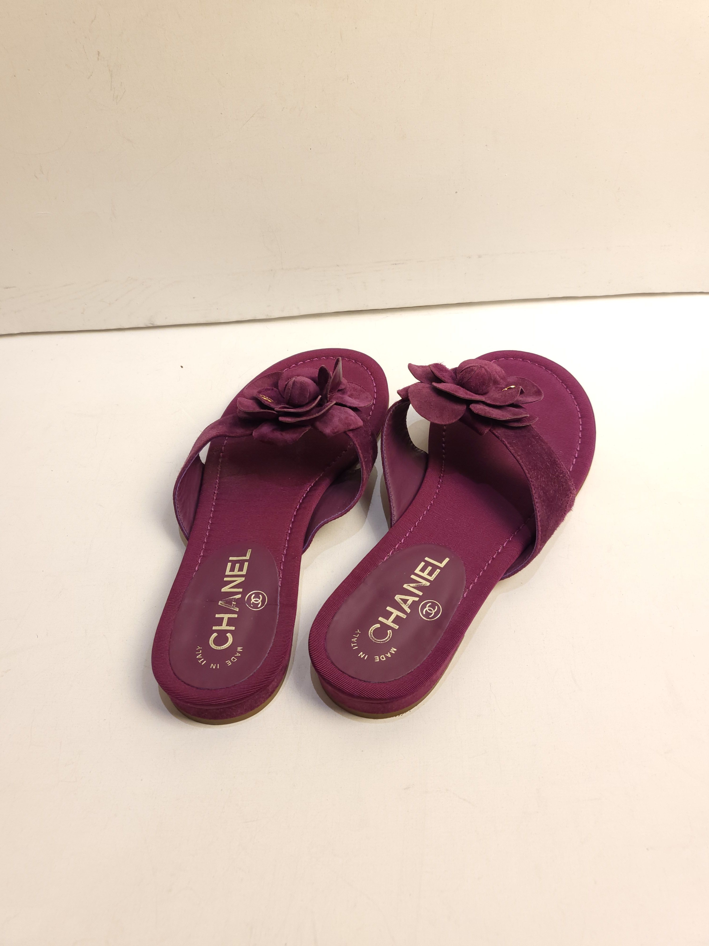 Preowned Chanel Suede Camellia Slides Size 375 Other