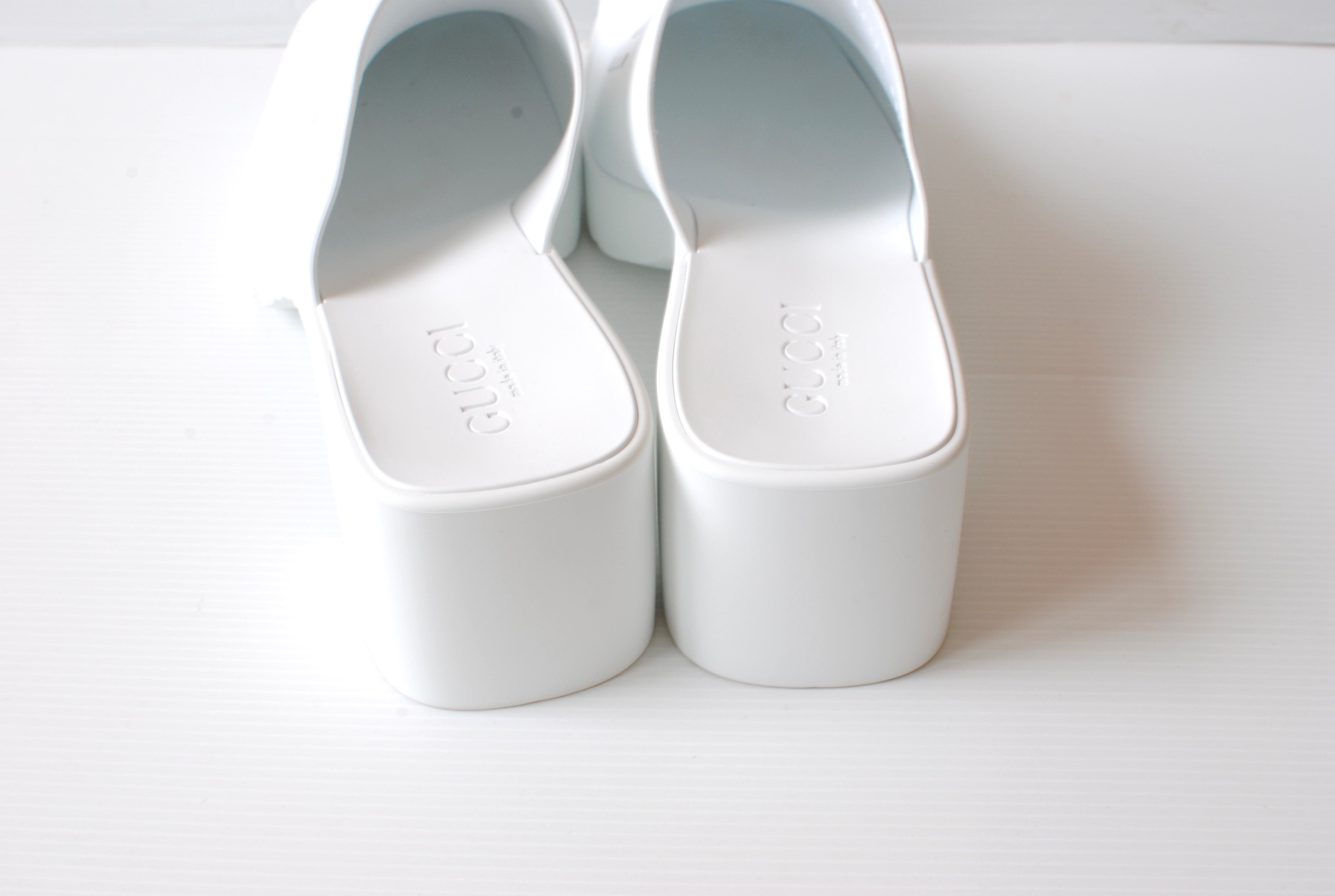 Gucci White Logo Rubber Clogs Size 39