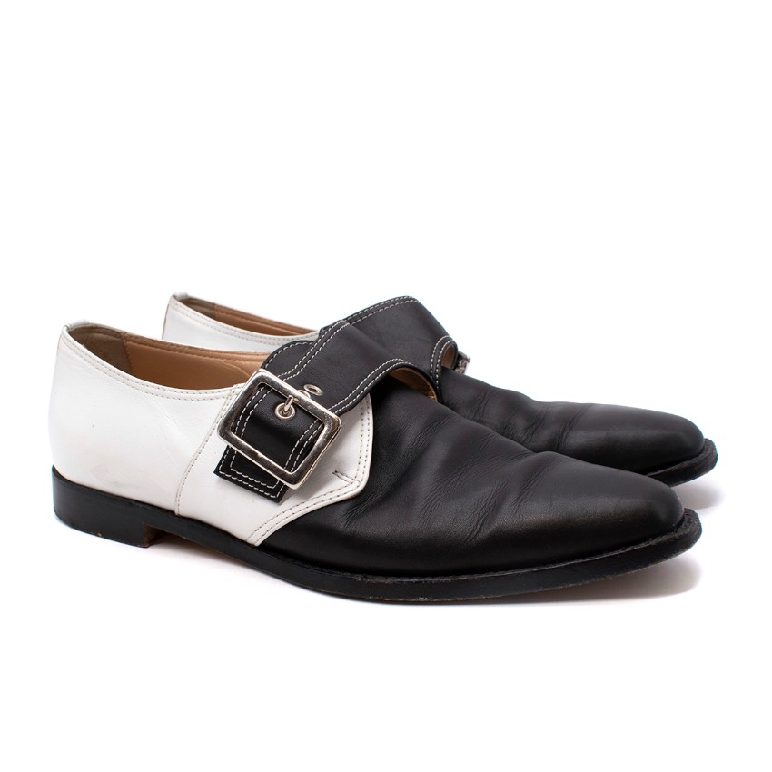 Preowned Manolo Blahnik White  Black Leather Buckled Slip-On Shoes Size 40 Black  White