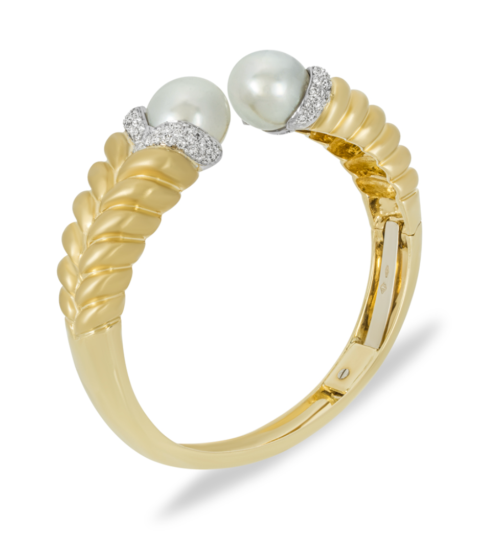 Preowned Bespoke 18kt Yellow Gold Diamond  Pearl Open Bangle k yellow gold/pearls/diamonds